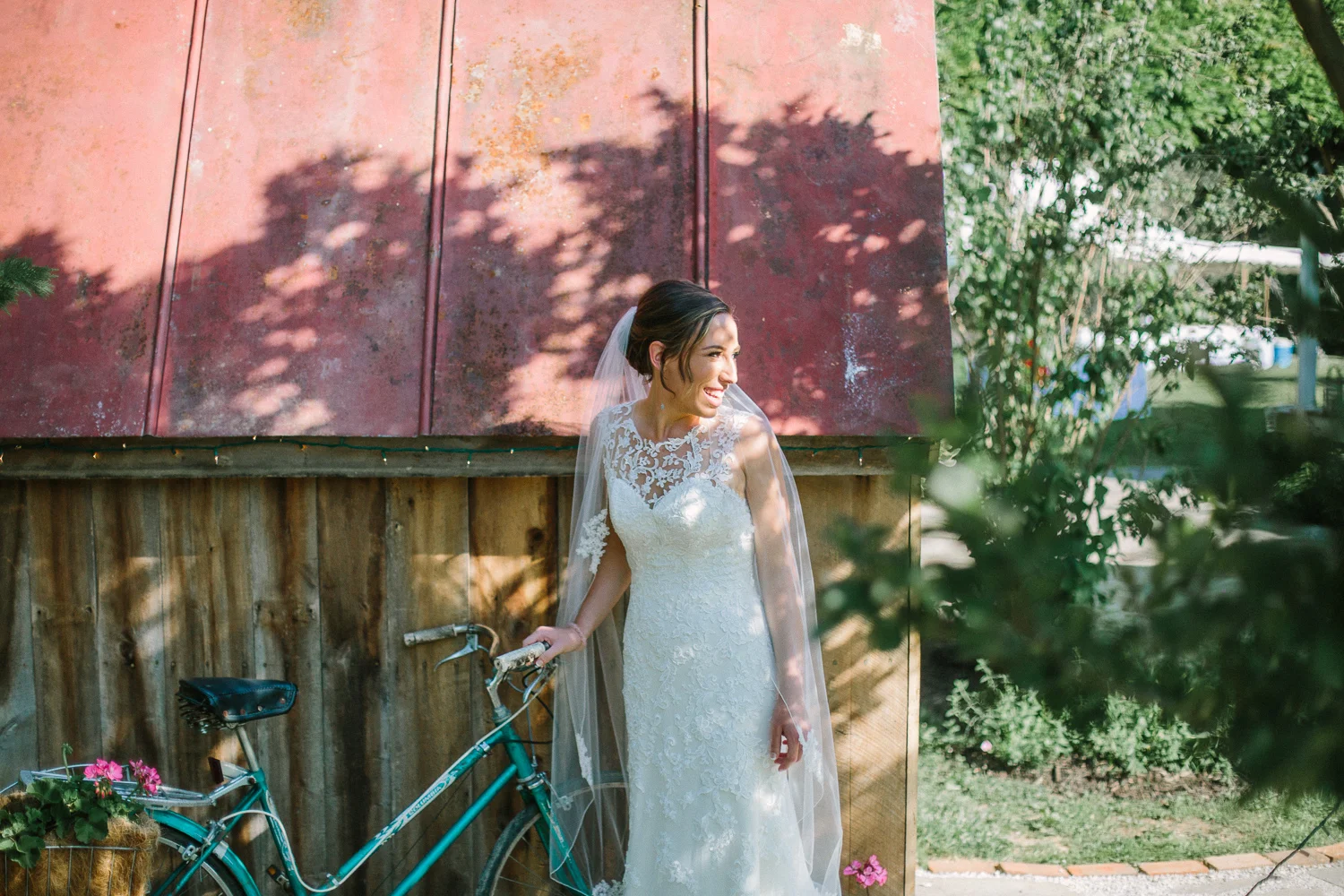 SarahMattozziPhotography-BackyardWedding-GoochlandVA-31.jpg