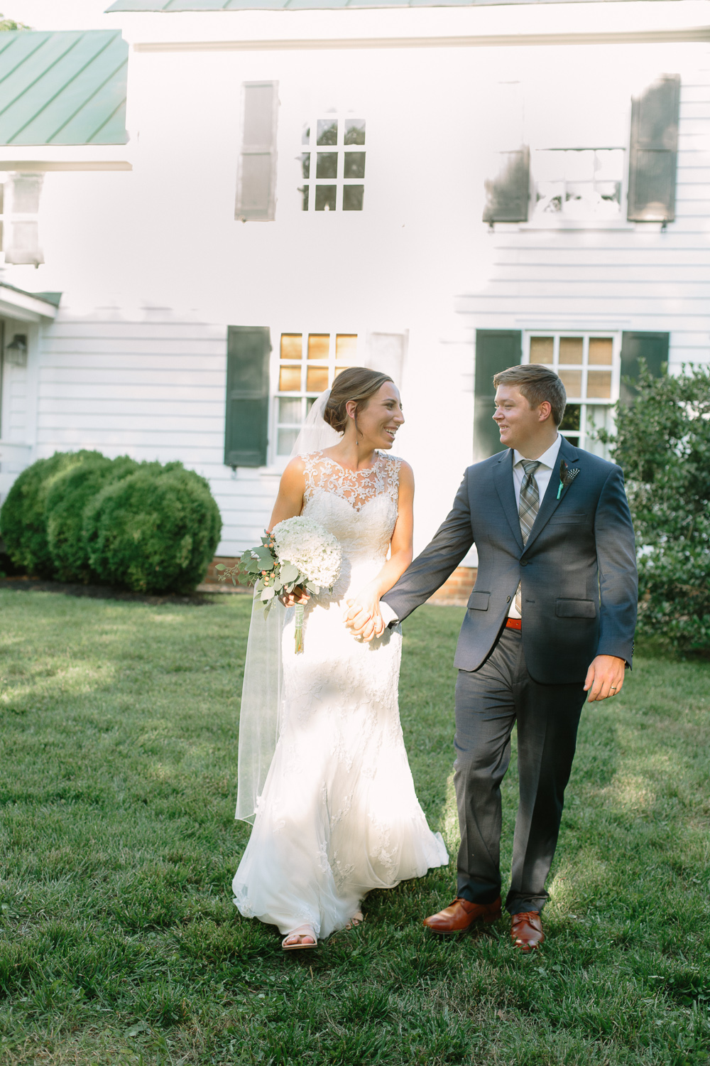 SarahMattozziPhotography-BackyardWedding-GoochlandVA-64.jpg