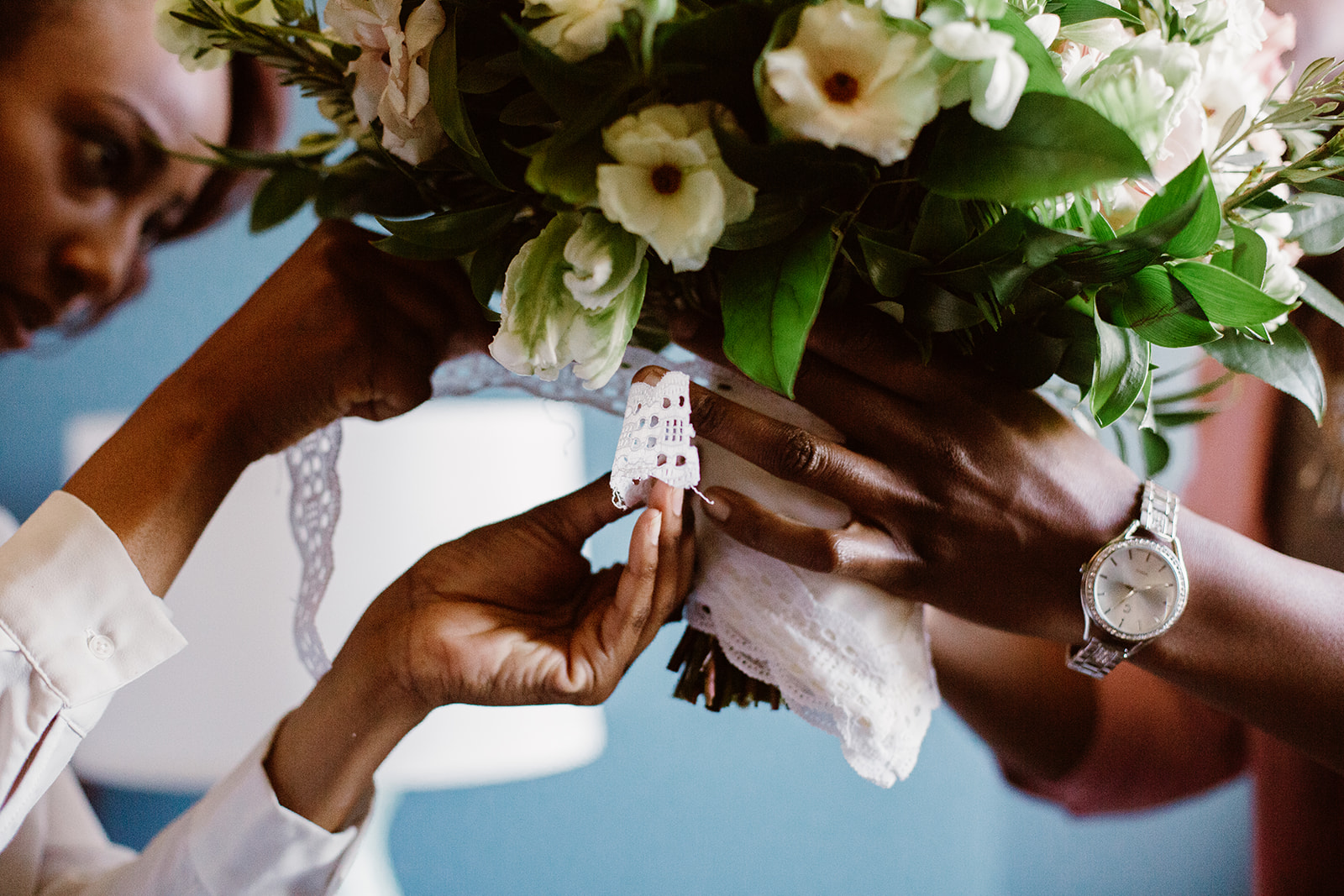 SarahMattozziPhotography-MaggieJustin-GettingReady-96.jpg