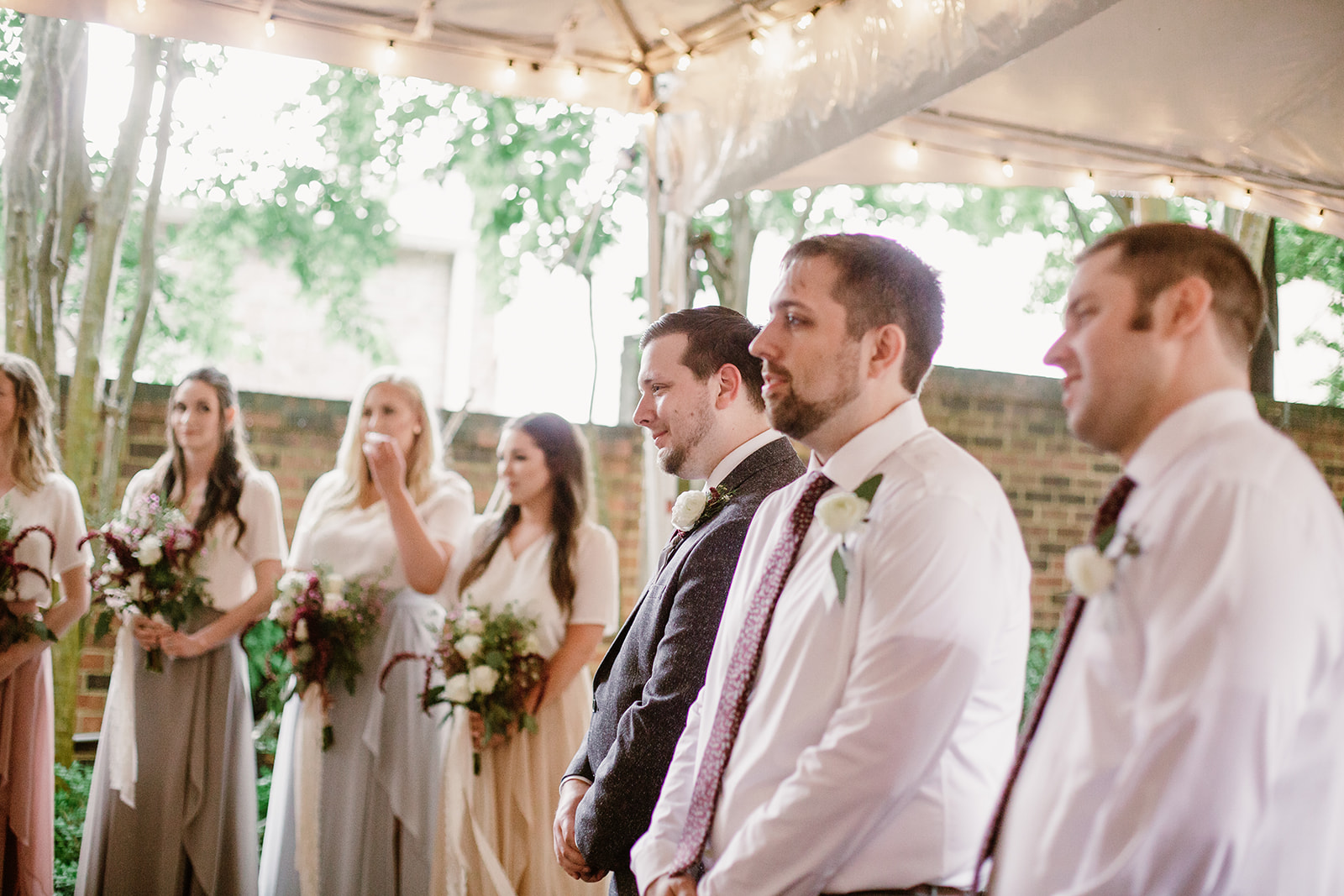 SarahMattozziPhotography-EmilyColin-LindenRowInnWedding-Ceremony-26.jpg