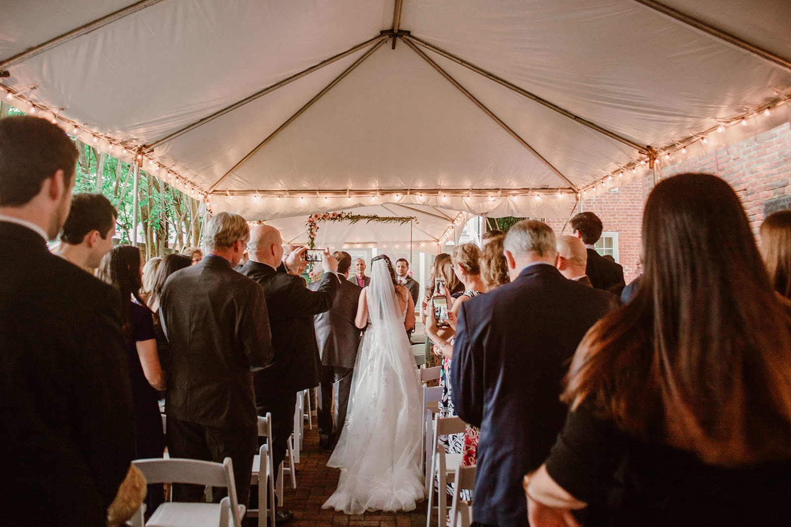 SarahMattozziPhotography-EmilyColin-LindenRowInnWedding-Ceremony-39.jpg