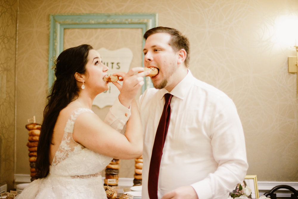 SarahMattozziPhotography-EmilyColin-LindenRowInnWedding-Reception-291.jpg