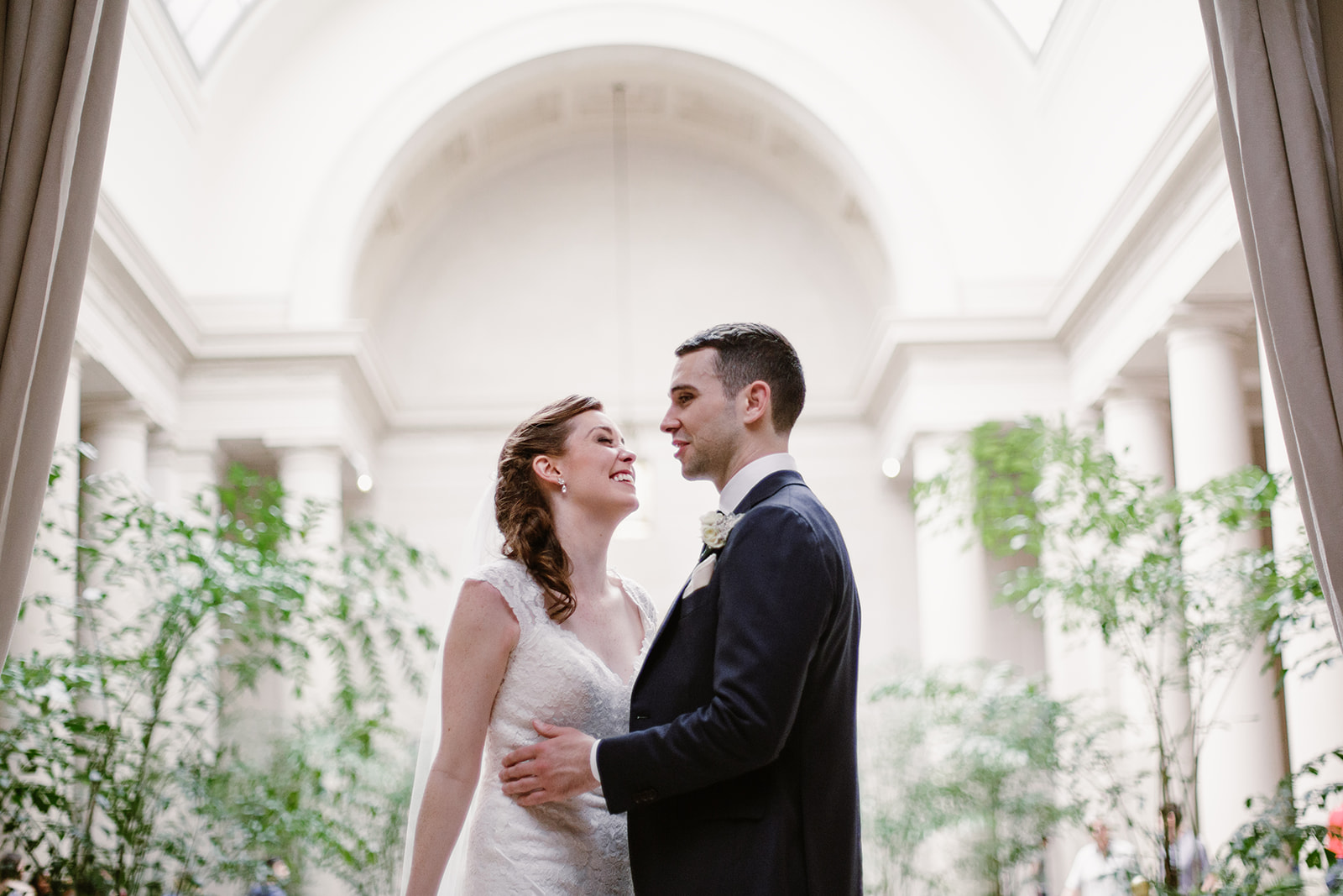  Bride and groom wedding portraits at the National Gallery of Art Museum, Washington D.C. Irish wedding with green and gold accents. Sarah Mattozzi Photography. 