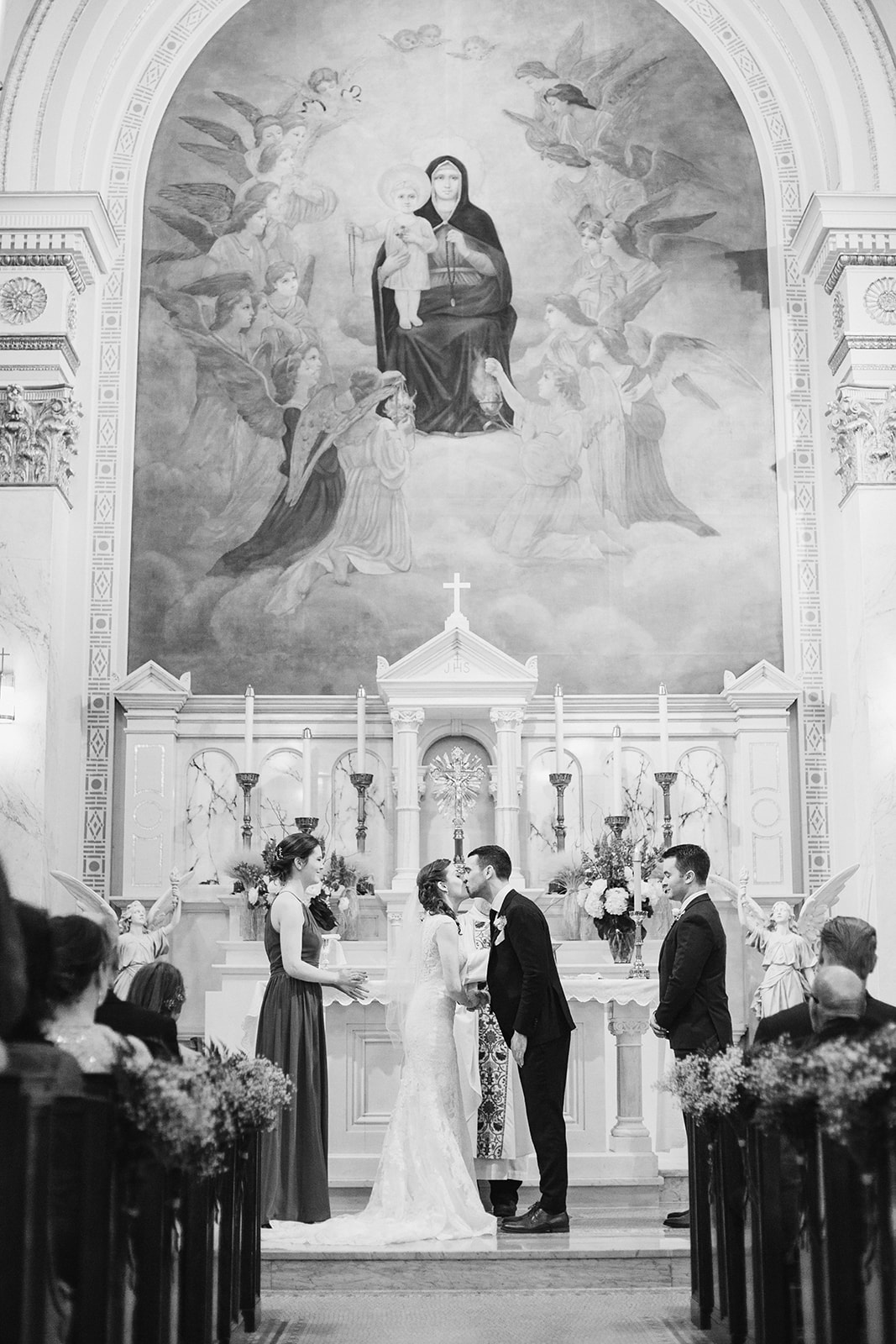  Wedding ceremony at Holy Rosary Church, Washington D.C. Irish wedding with green and gold accents. Sarah Mattozzi Photography. 