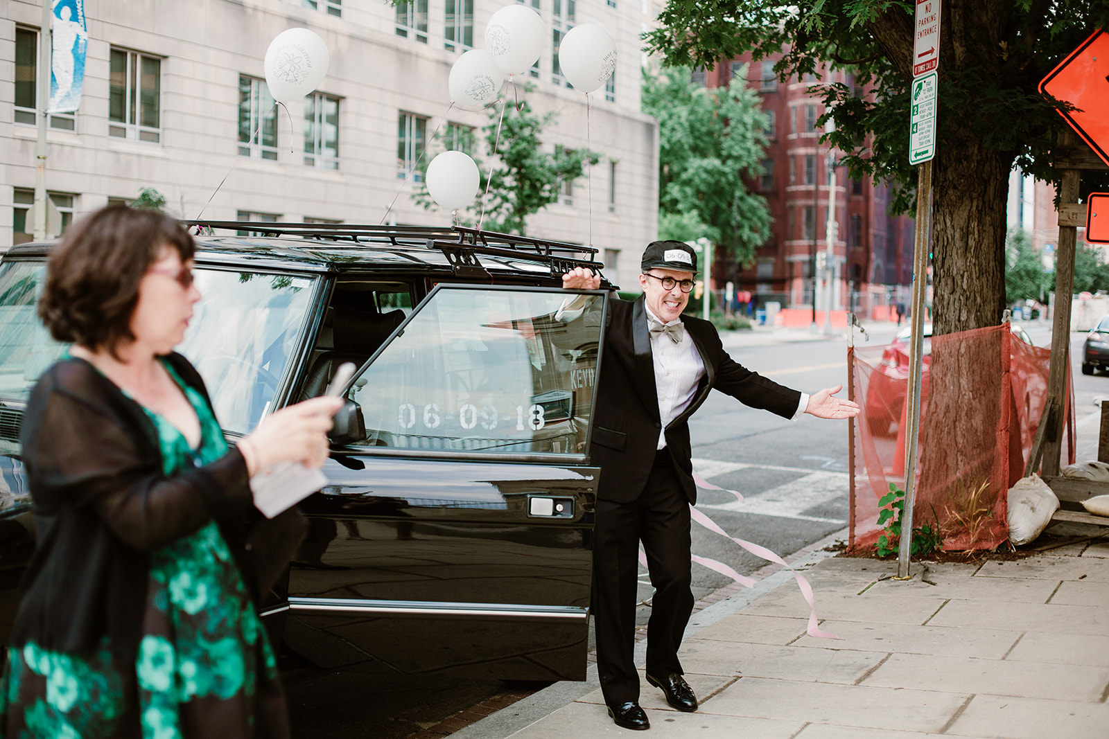  Wedding ceremony at Holy Rosary Church, Washington D.C. Irish wedding with green and gold accents. Sarah Mattozzi Photography. 