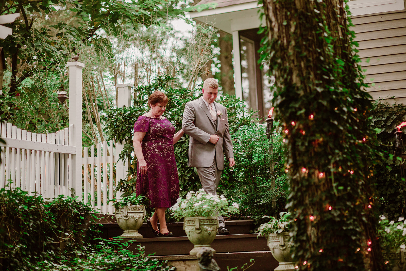 SarahMattozziPhotography-NicoleChris-GlenGardens-Ceremony-1.jpg