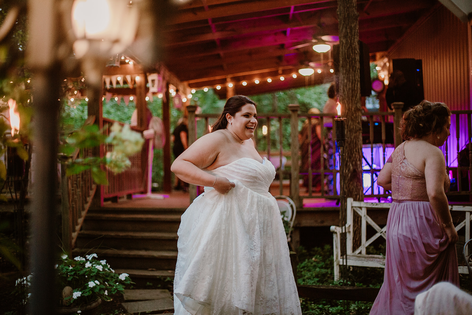SarahMattozziPhotography-NicoleChris-GlenGardens-Reception-13.jpg