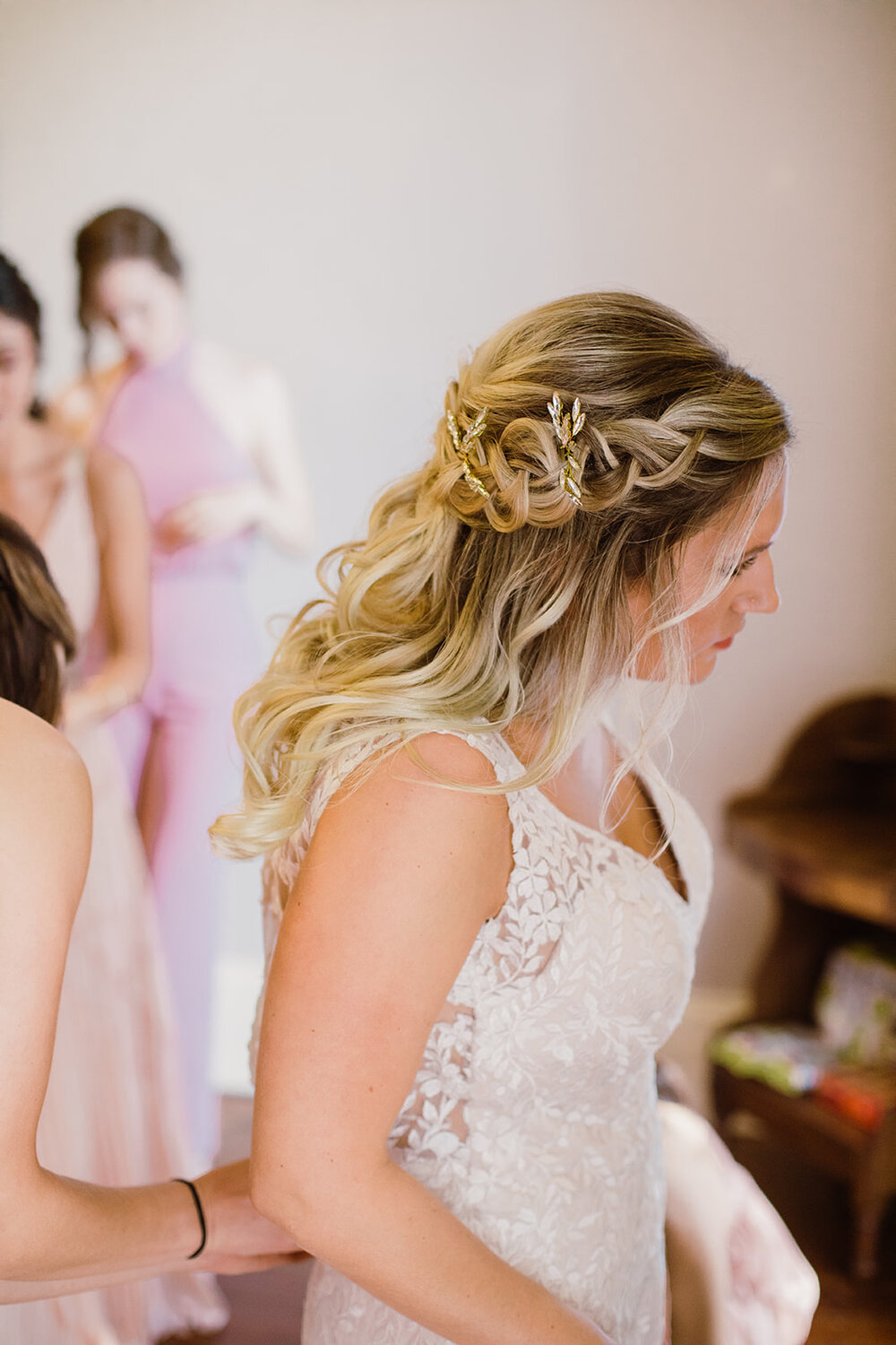  Getting ready photography on the wedding day at Linden Row Inn, Richmond, VA. 