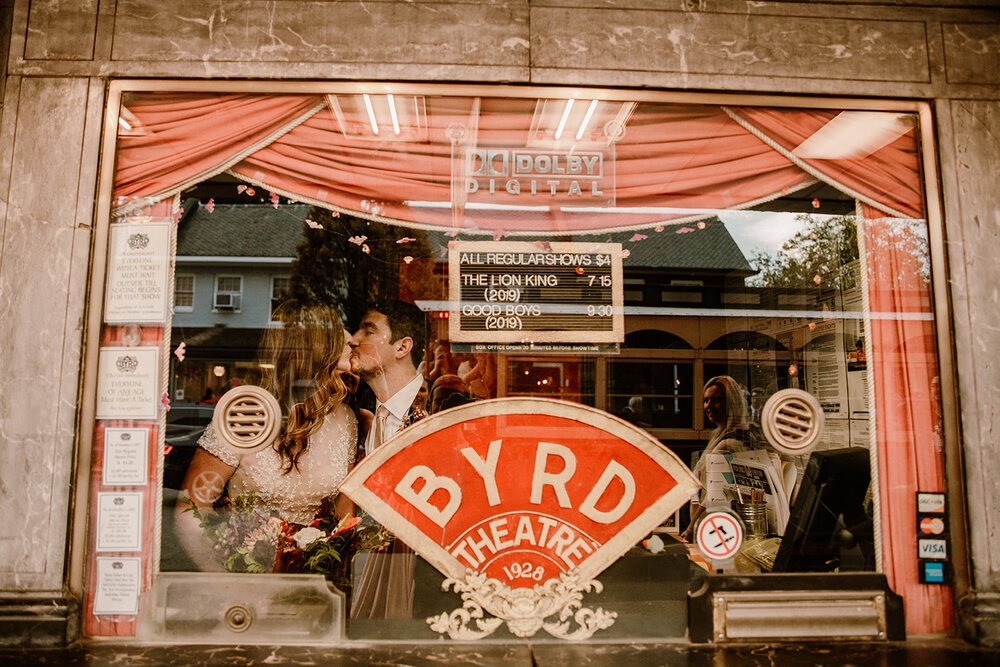 TheByrdTheater-RichmondVA-Wedding-SarahMattozziPhotography-17.jpg