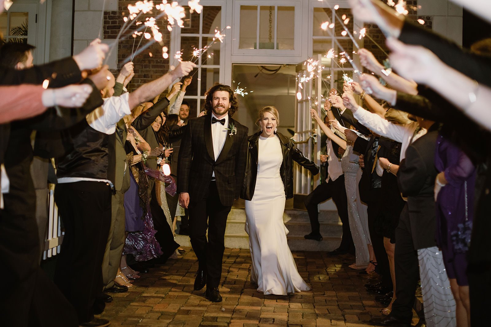 SarahMattozziPhotography-HistoricCavalierHotel-VABeach-Wedding-56.jpg