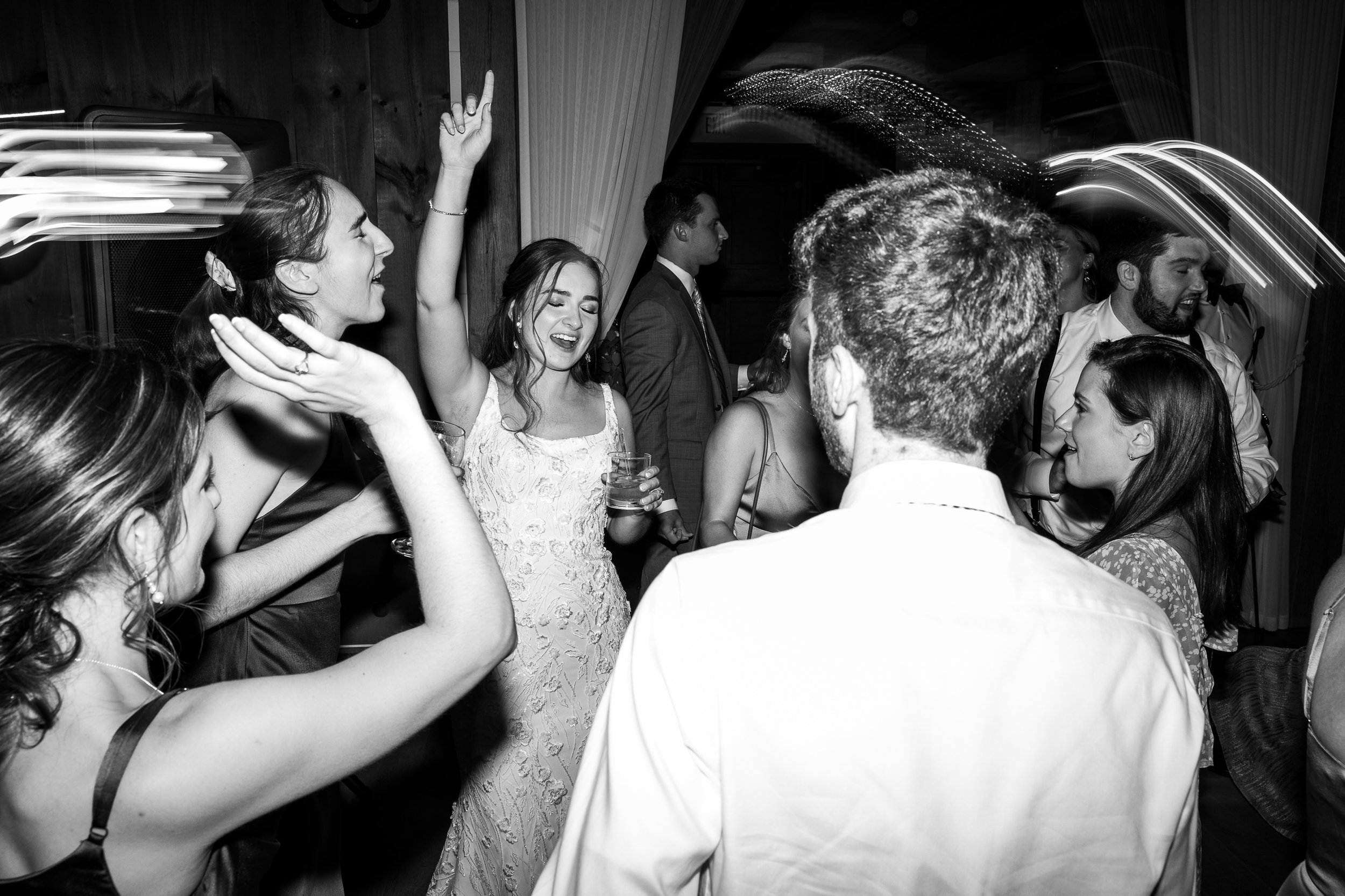 SarahMattozziPhotography-TheSeclusion-LexingtonVA-Wedding-140.jpg