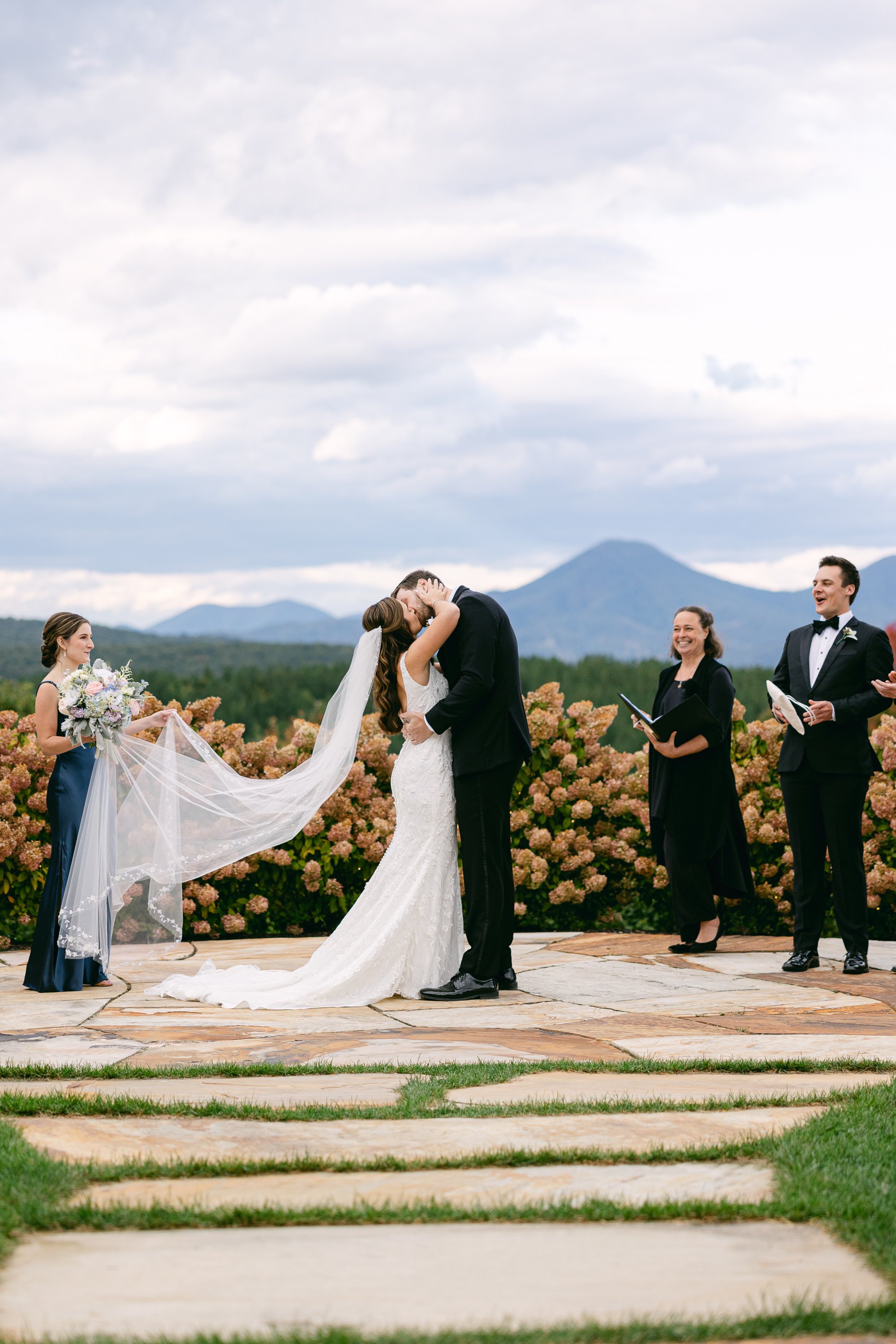 SarahMattozziPhotography-TheSeclusion-LexingtonVA-Wedding-82.jpg