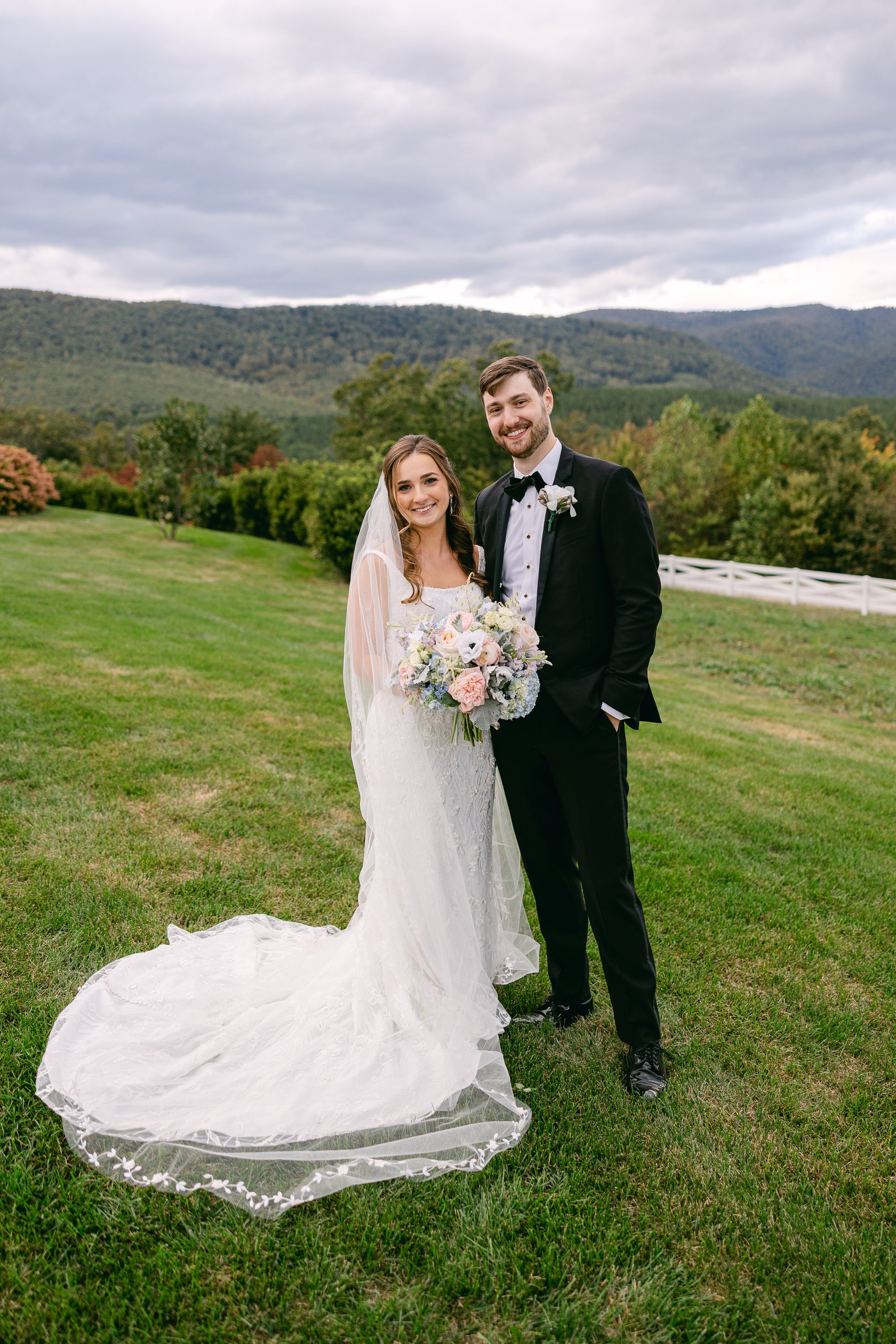 SarahMattozziPhotography-TheSeclusion-LexingtonVA-Wedding-105.jpg