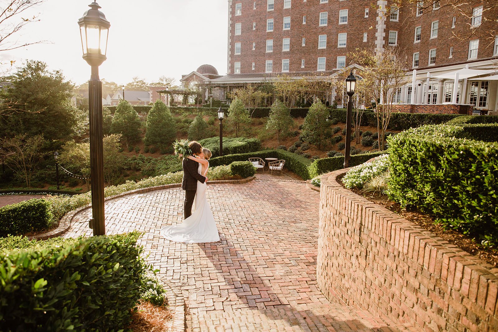 SarahMattozziPhotography-HistoricCavalierHotel-VABeach-Wedding-79.jpg