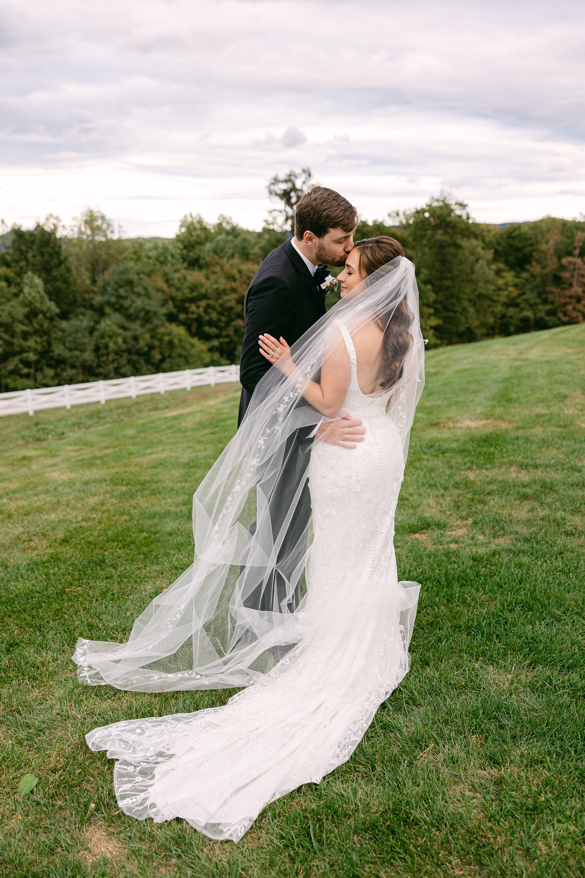 SarahMattozziPhotography-TheSeclusion-LexingtonVA-Wedding-102.jpg