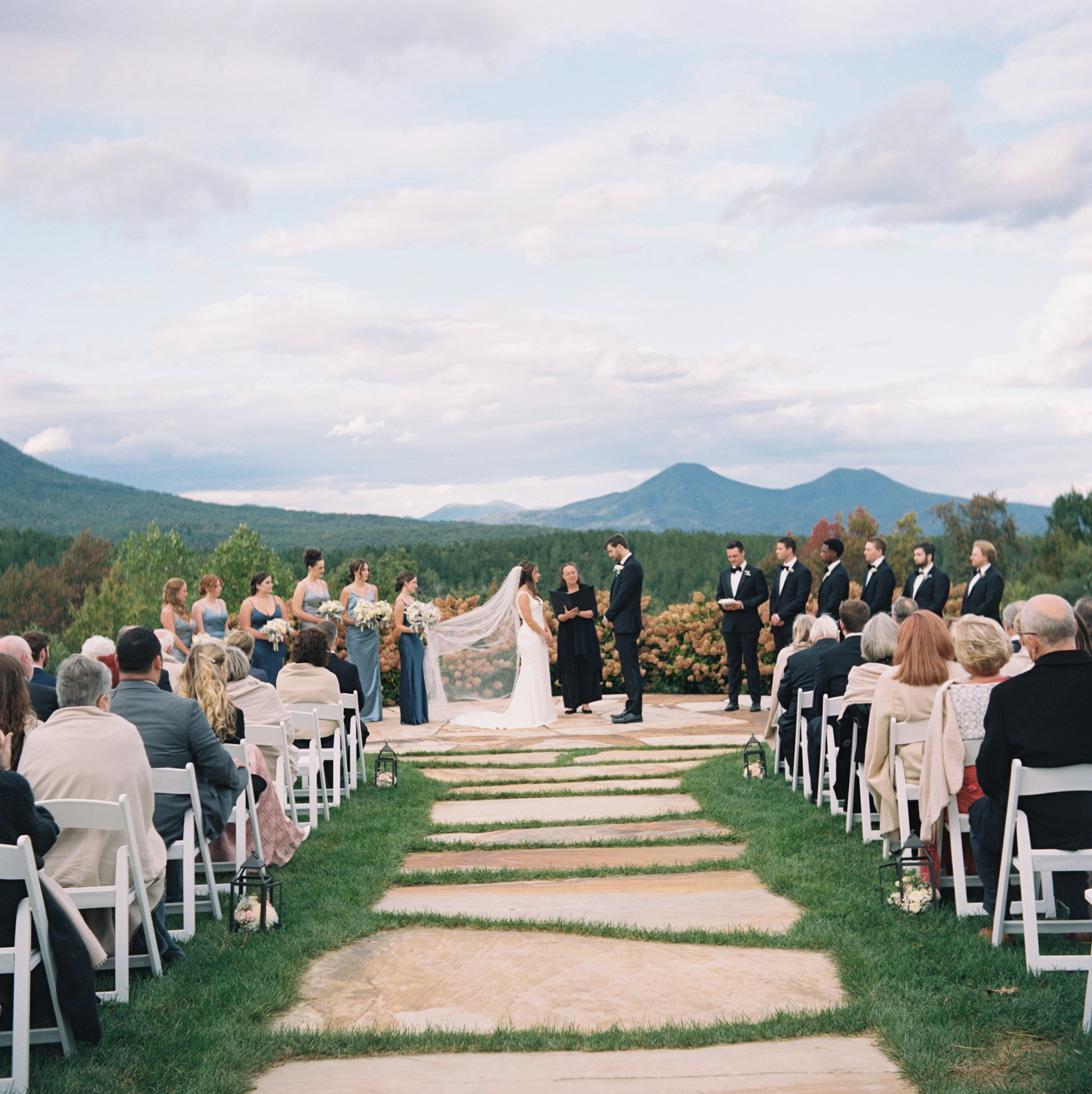 SarahMattozziPhotography-TheSeclusion-LexingtonVA-Wedding-155.jpg