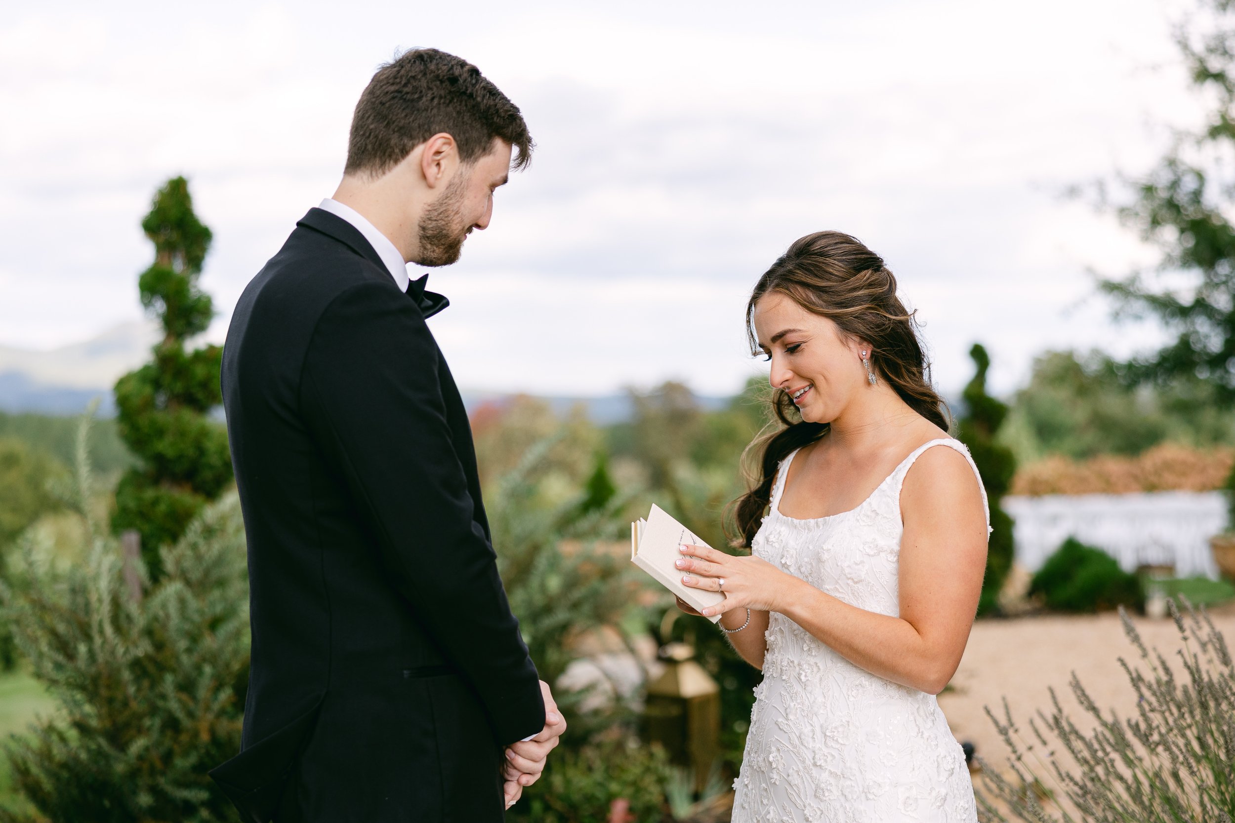 SarahMattozziPhotography-TheSeclusion-LexingtonVA-Wedding-32.jpg
