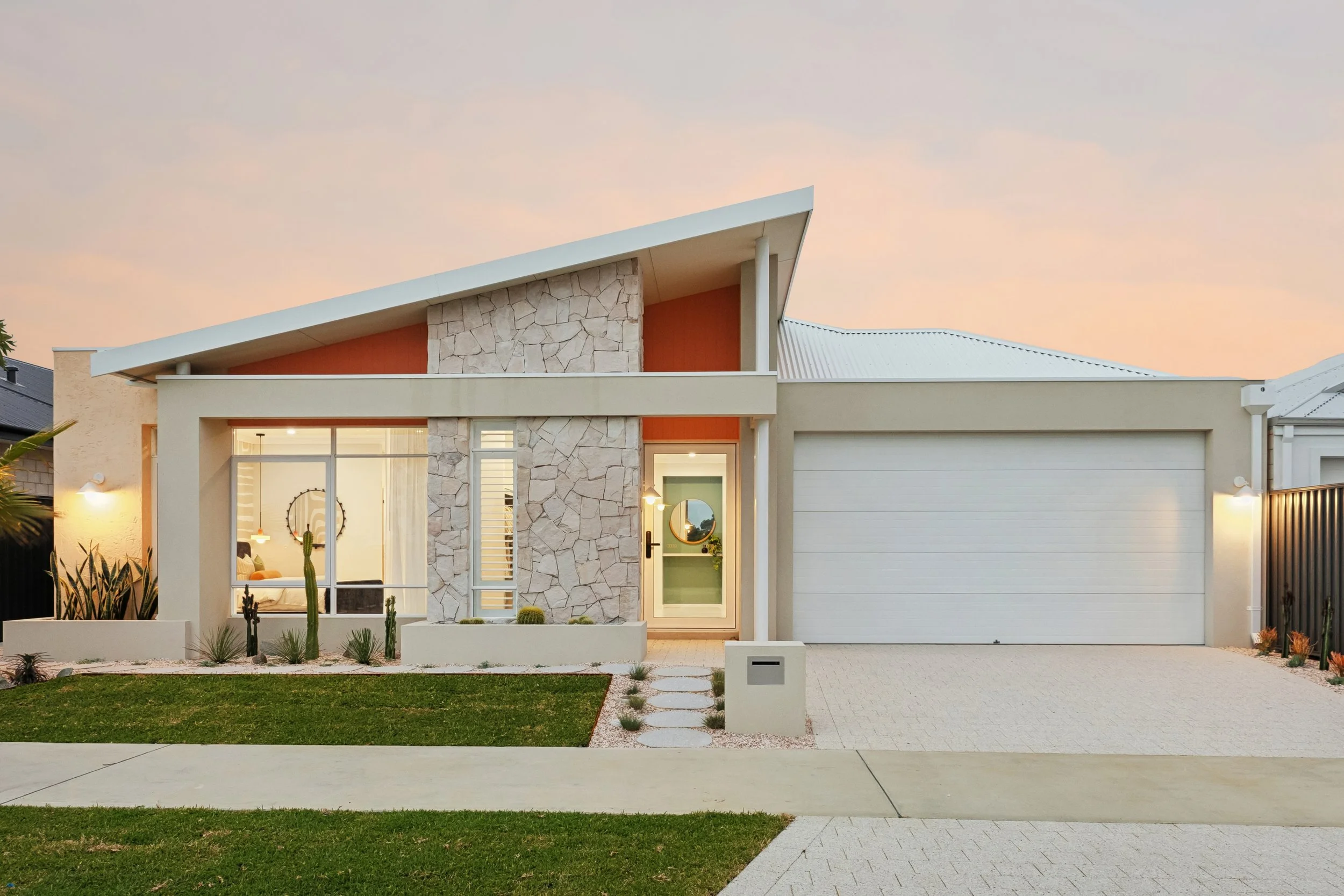31 Maspalomas Dr, Madora Bay 43.jpg