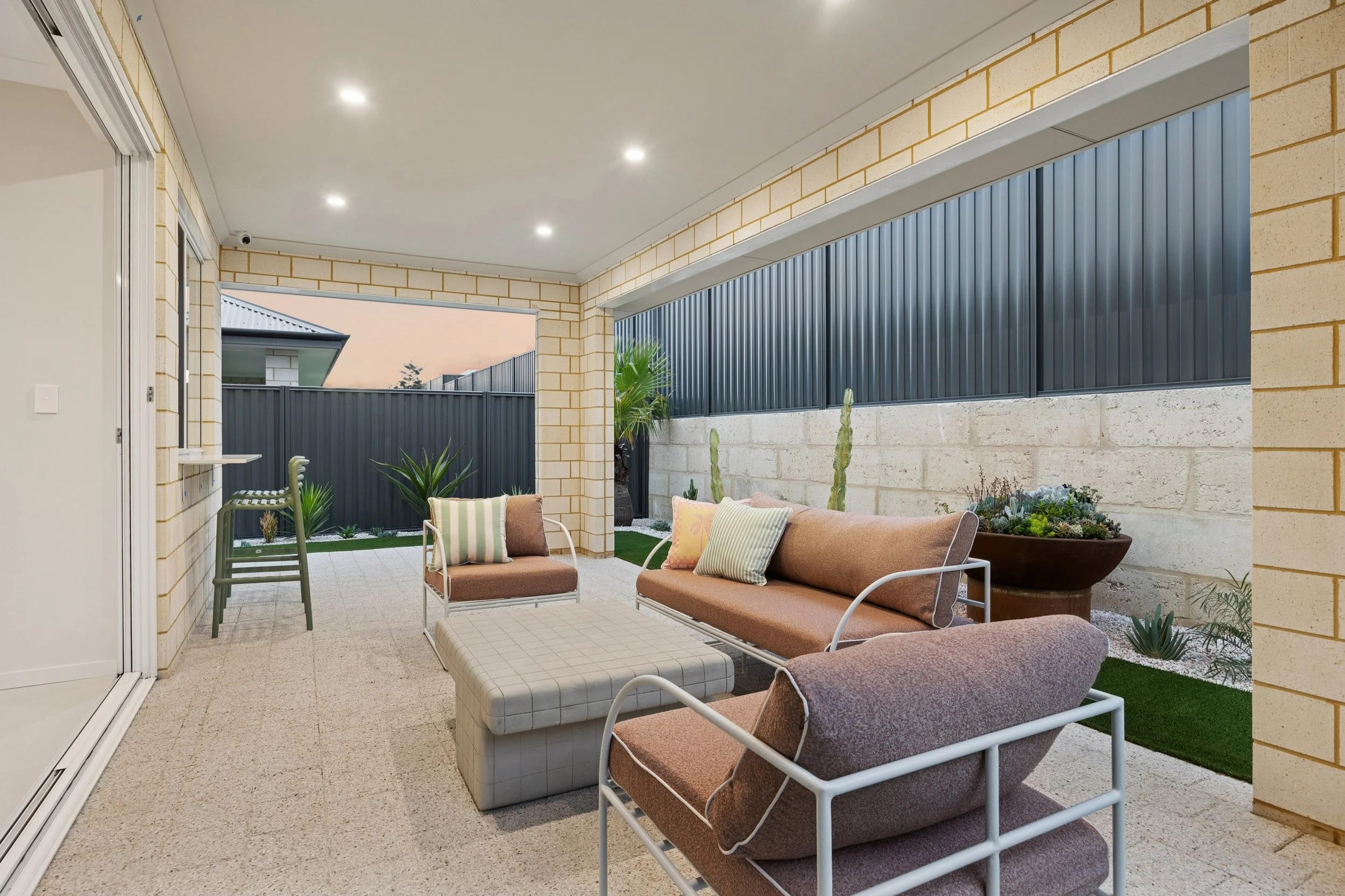 31 Maspalomas Dr, Madora Bay 35.jpg
