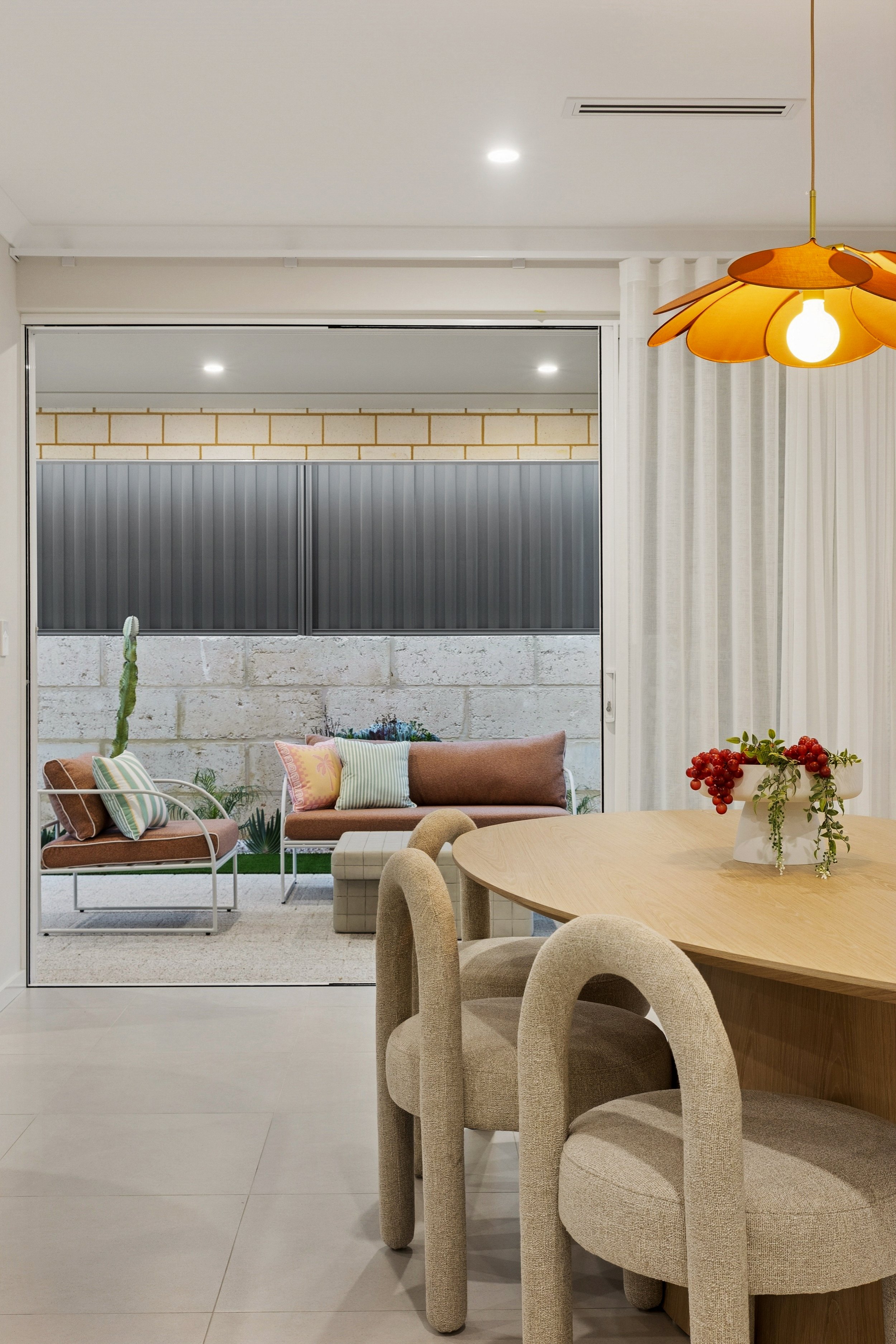 31 Maspalomas Dr, Madora Bay 32.jpg