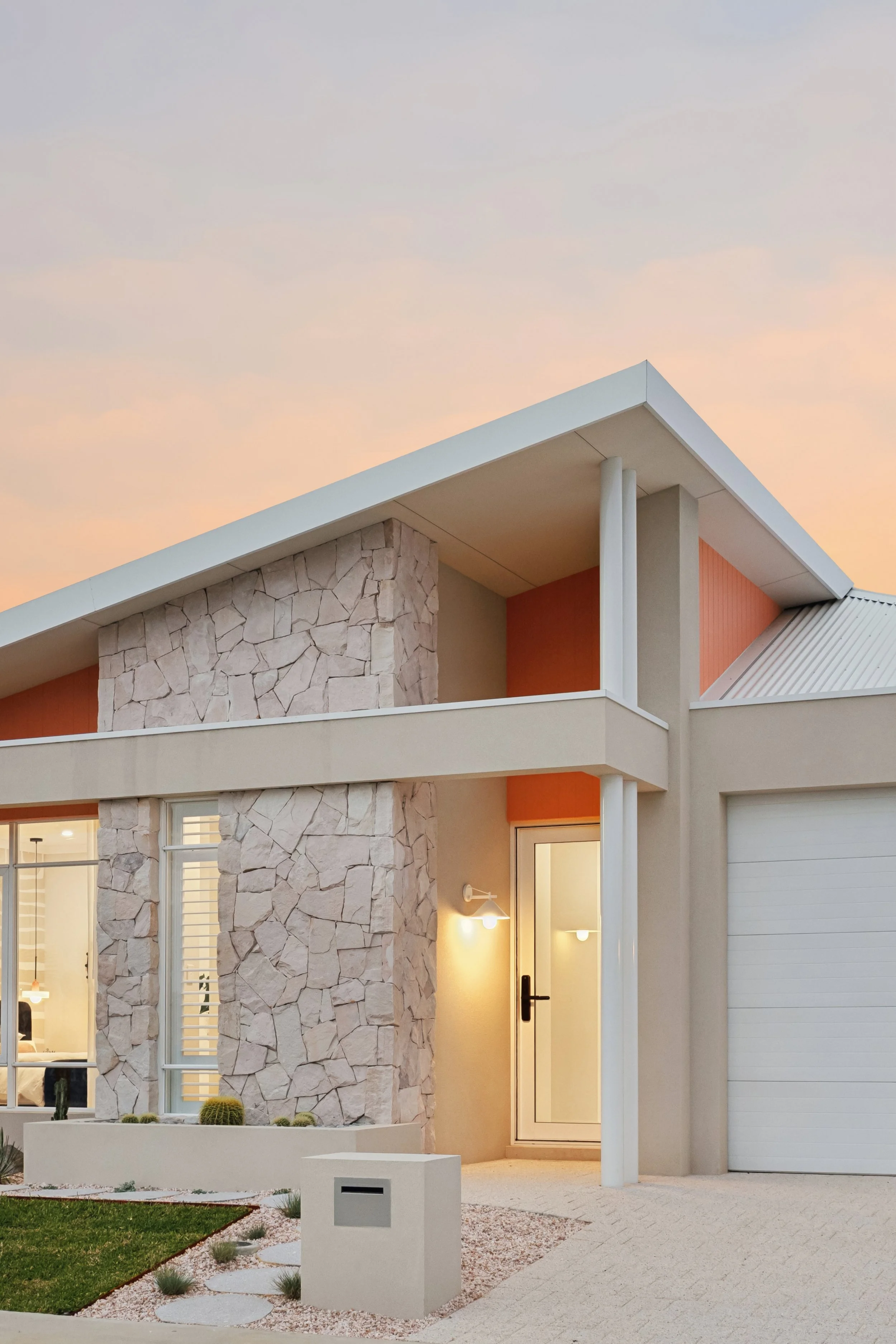 31 Maspalomas Dr, Madora Bay 45.jpg