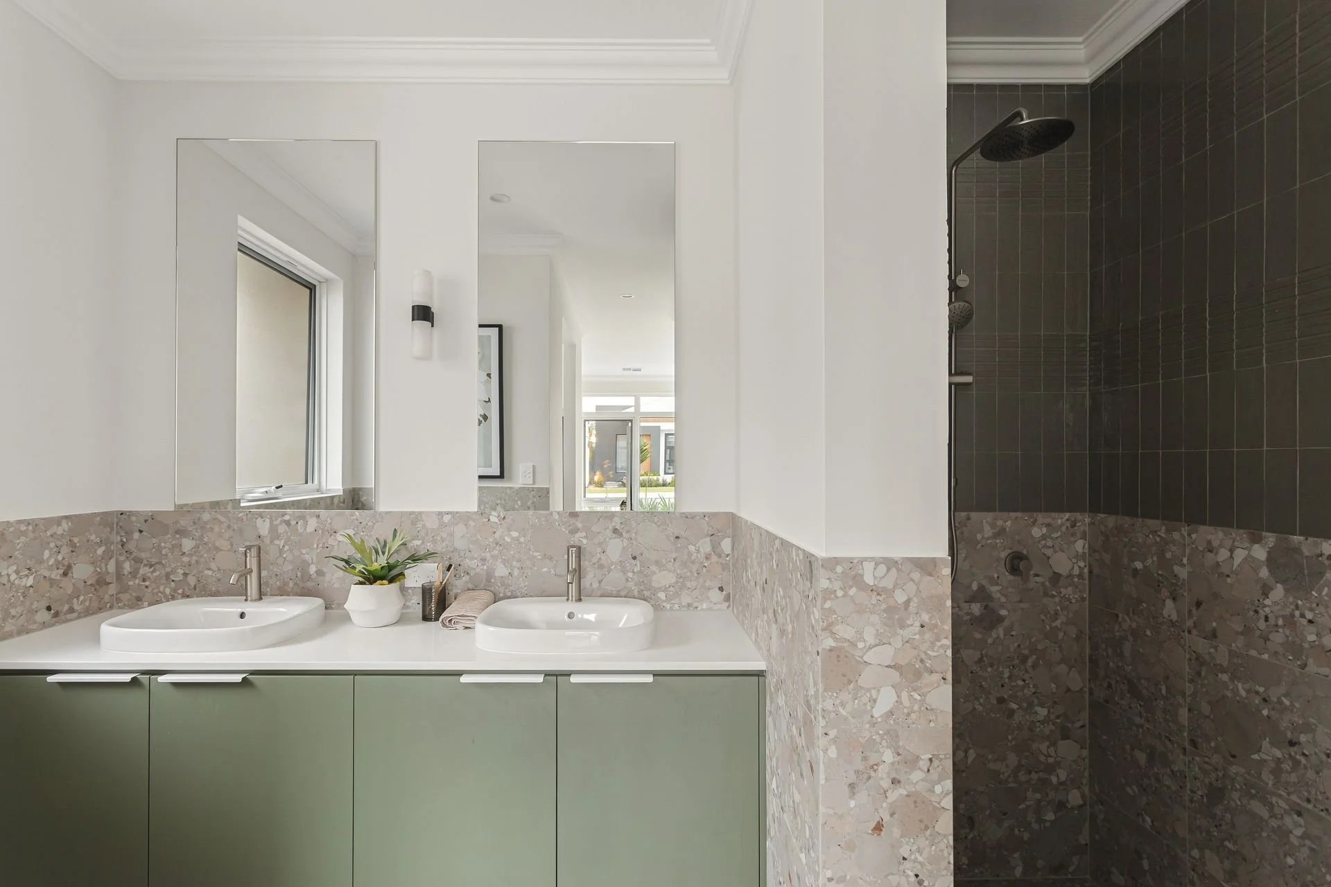 12 Sesame Mews  Henley Brook 43.jpg