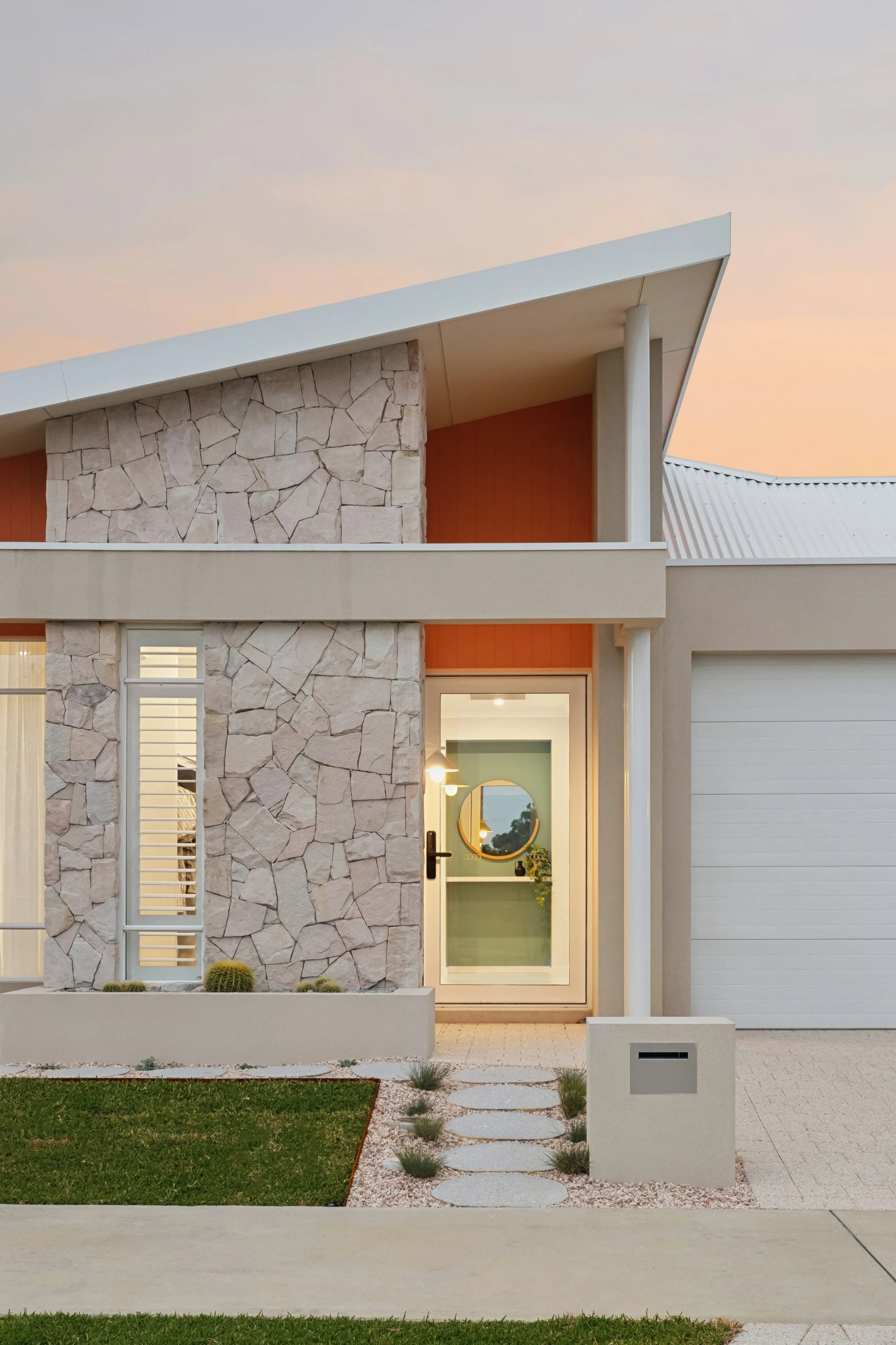 31 Maspalomas Dr, Madora Bay 44.jpg