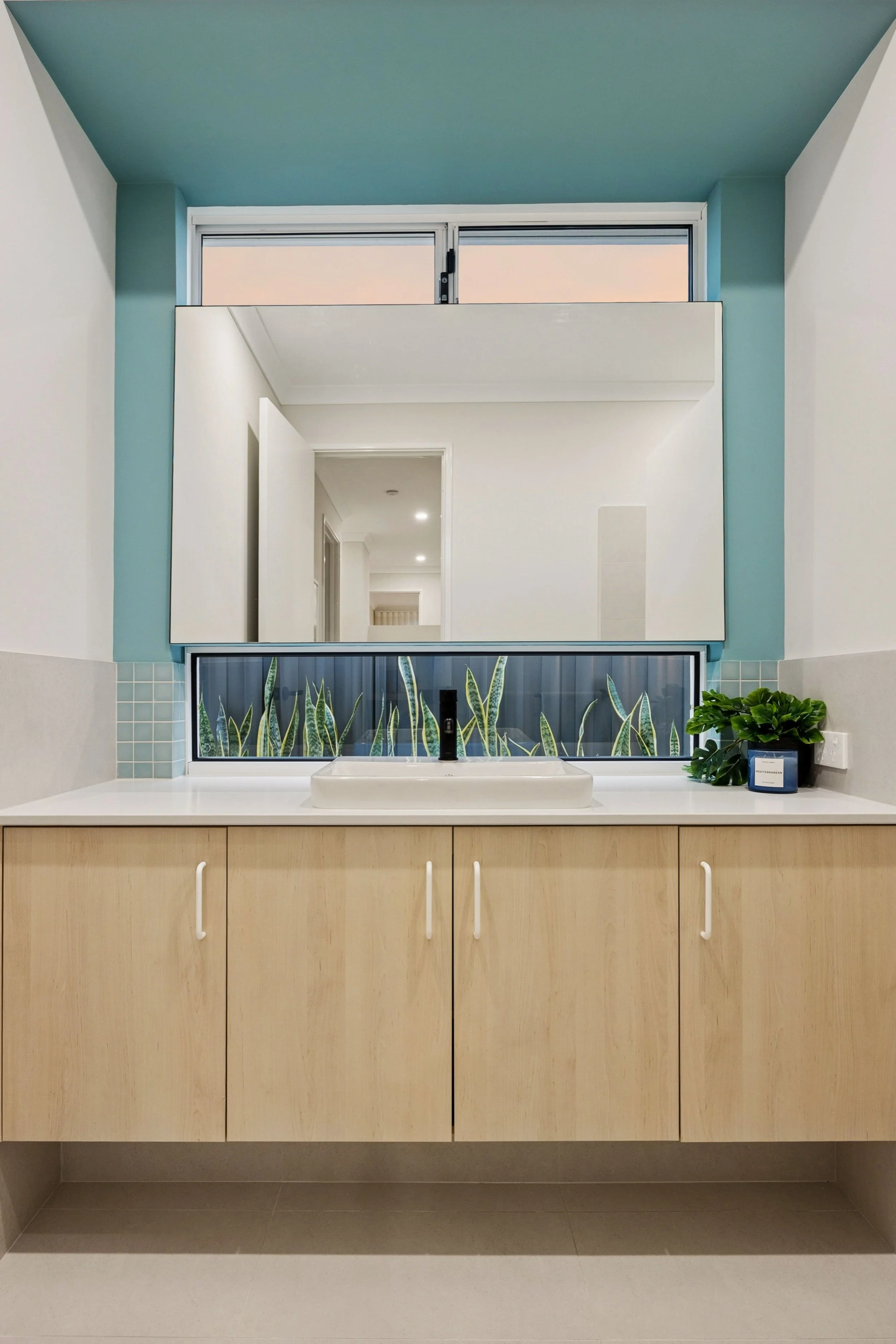 31 Maspalomas Dr, Madora Bay 15.jpg