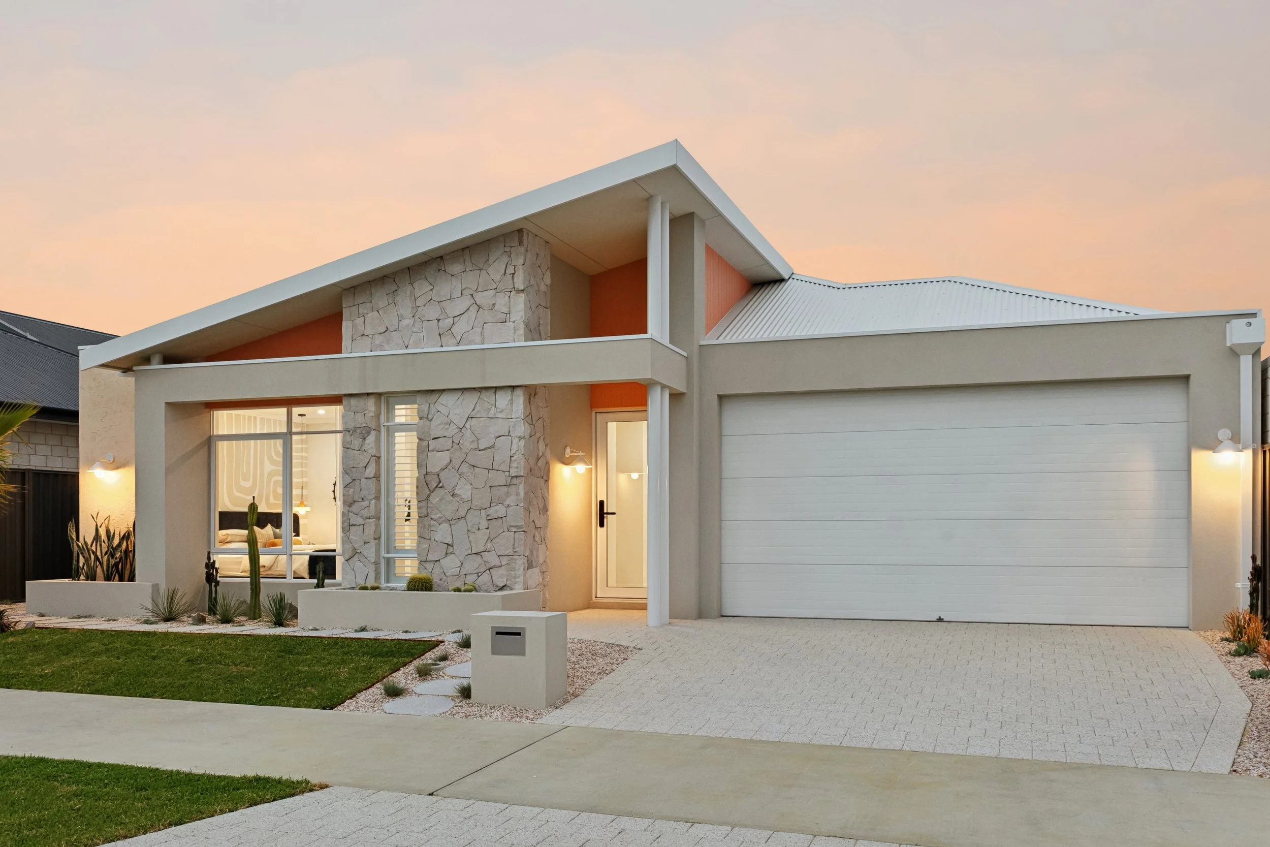 31 Maspalomas Dr, Madora Bay 46.jpg