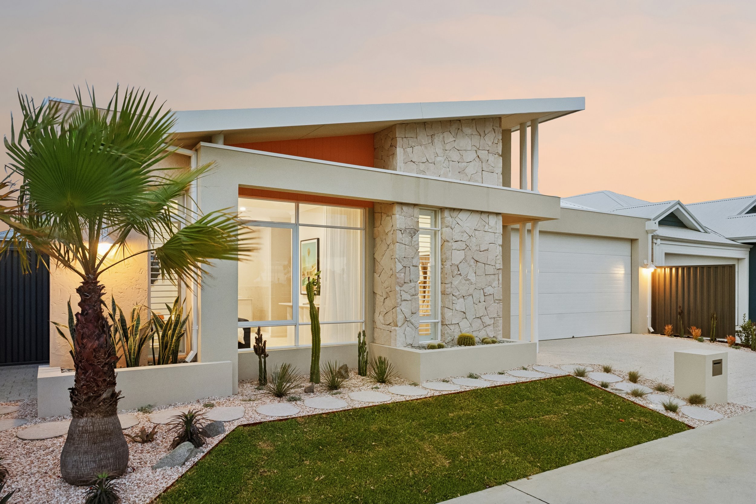 31 Maspalomas Dr, Madora Bay 47.jpg