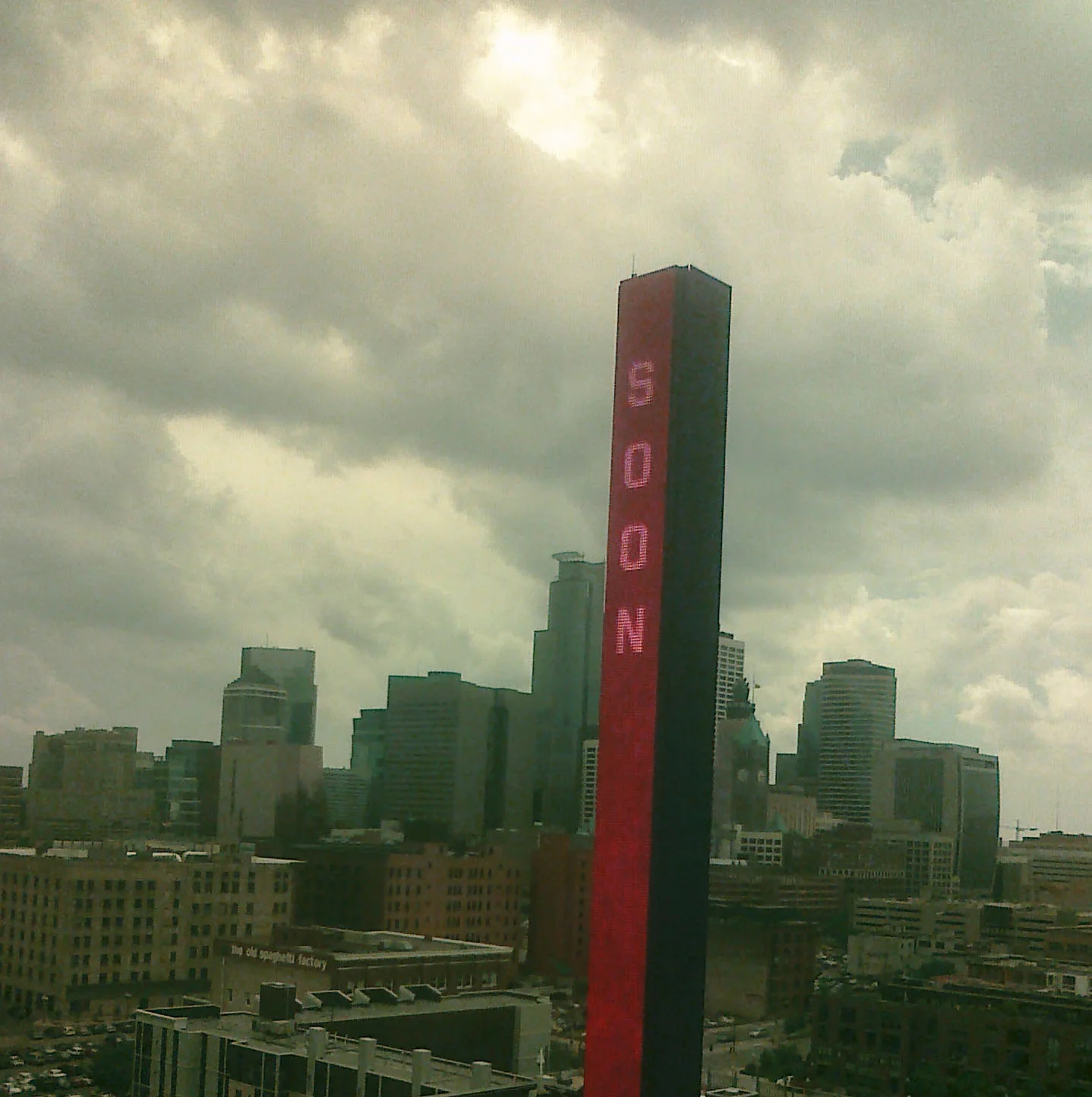 storm soon, minneapolis , 2010 © k. harriet janigan