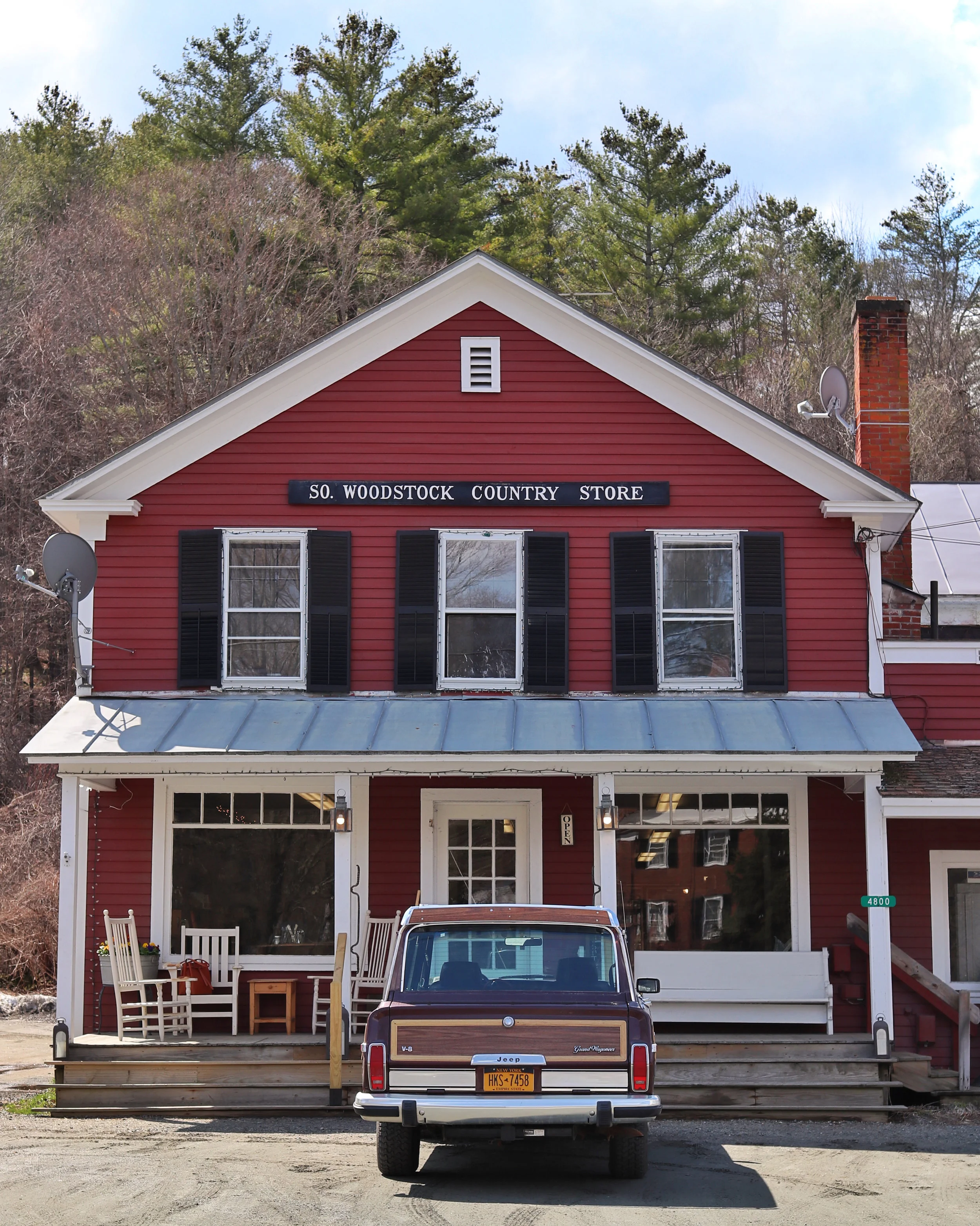 A Woodstock Weekend with Dooney and Bourke — THE YELLOW NOTE