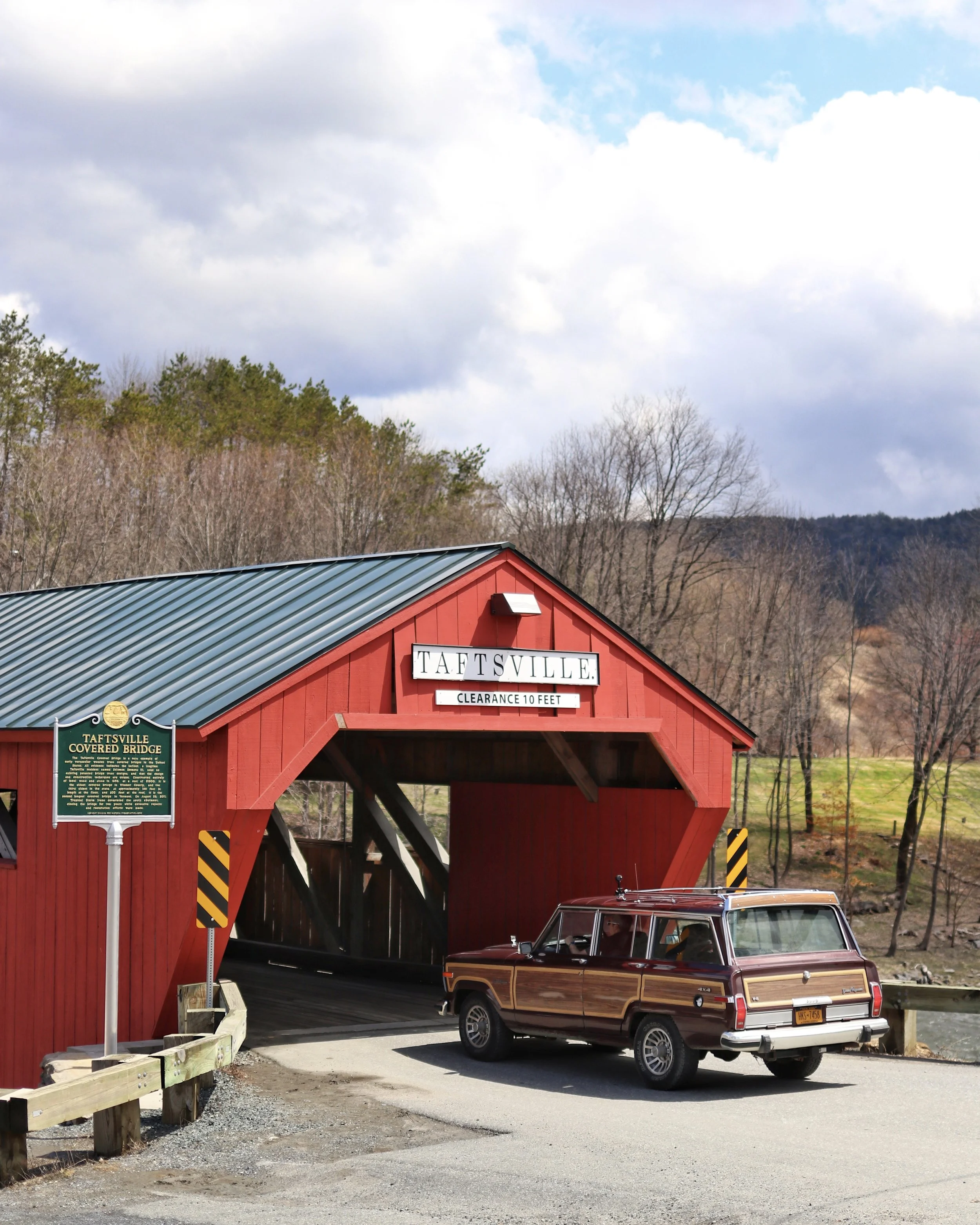 Taftsville Covered Bridge.jpg