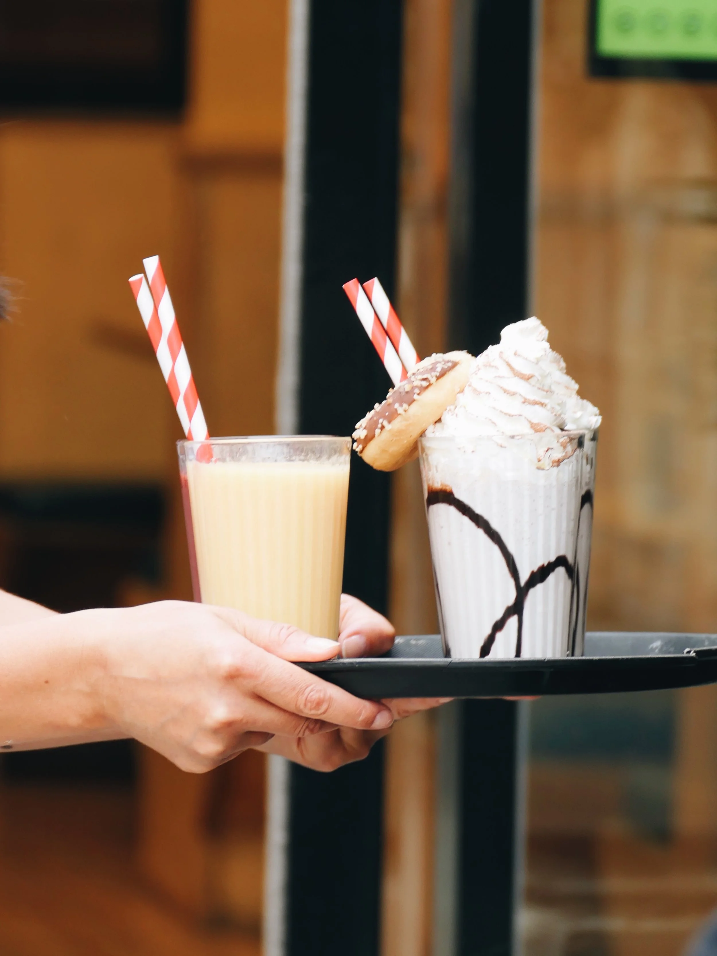 Enjoy the Sunday vibes with our smoothies and shakes 👍✌️