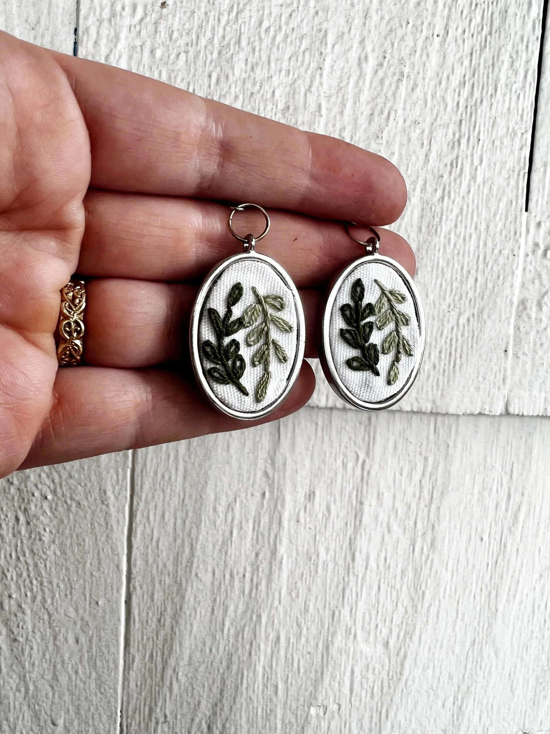 8F91DD88-6577-4177-B8F2-BDC68C7445D6