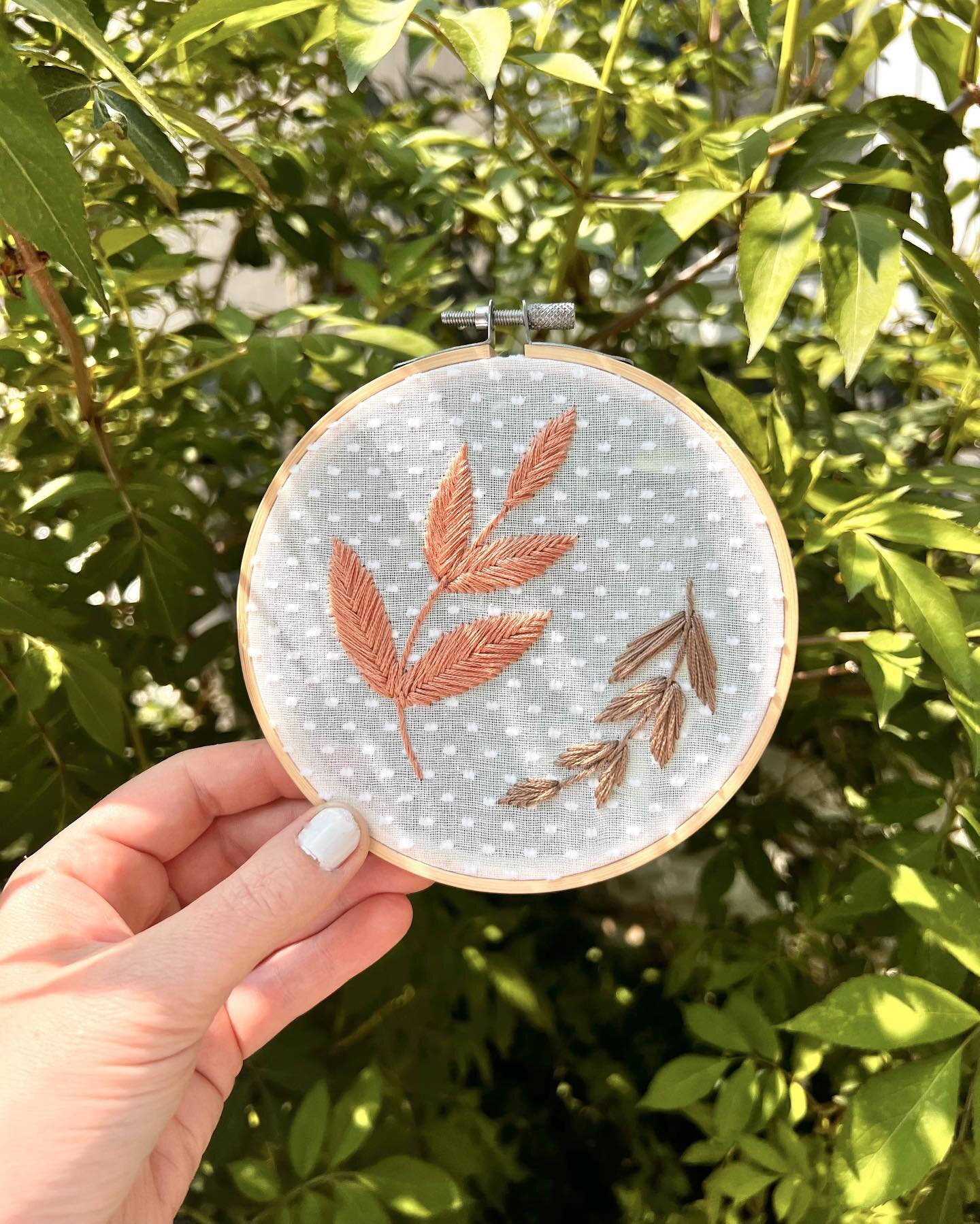 Double dancing fern hoop. 🌿✨

Couple new botanical babies in the shop!
