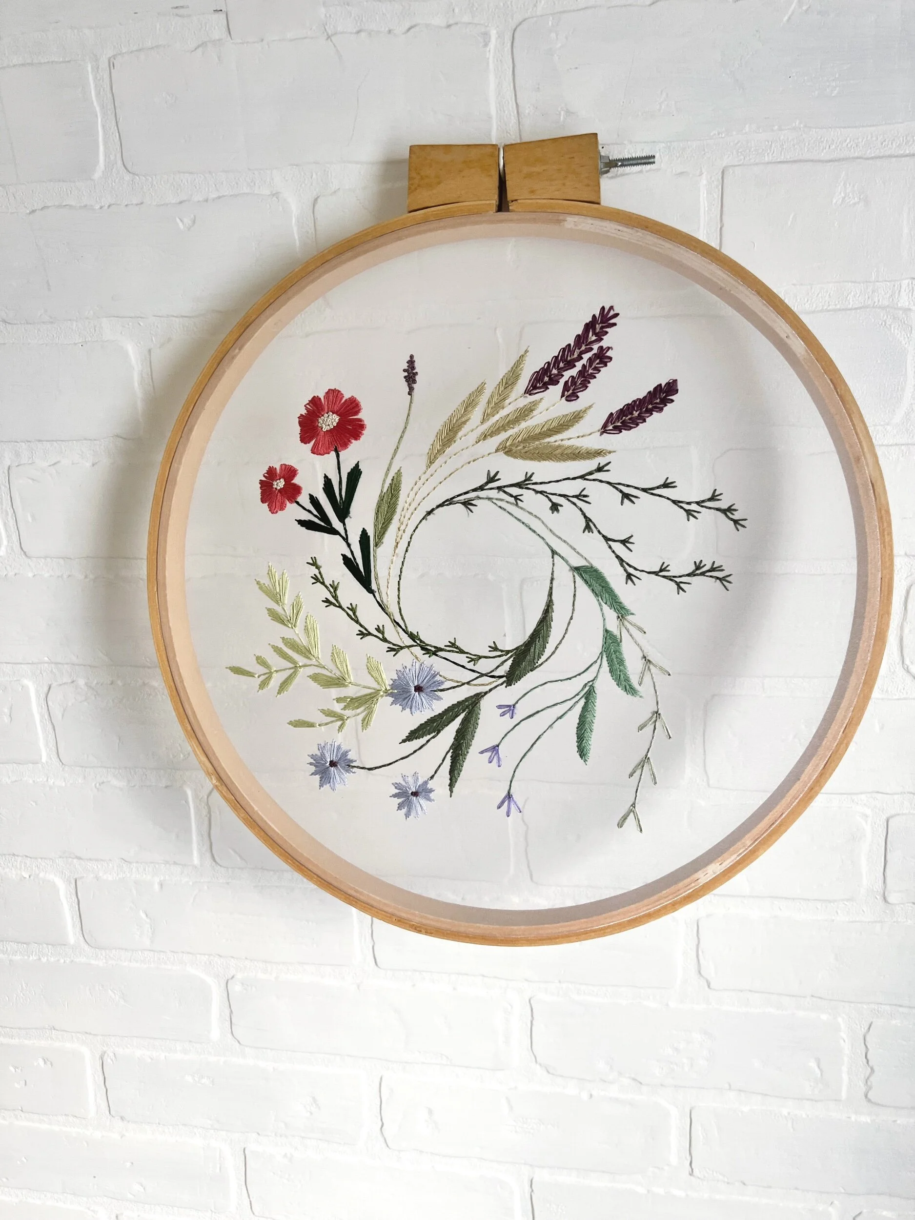 EFAA1872-0163-48CF-B6C2-AC6A44476975