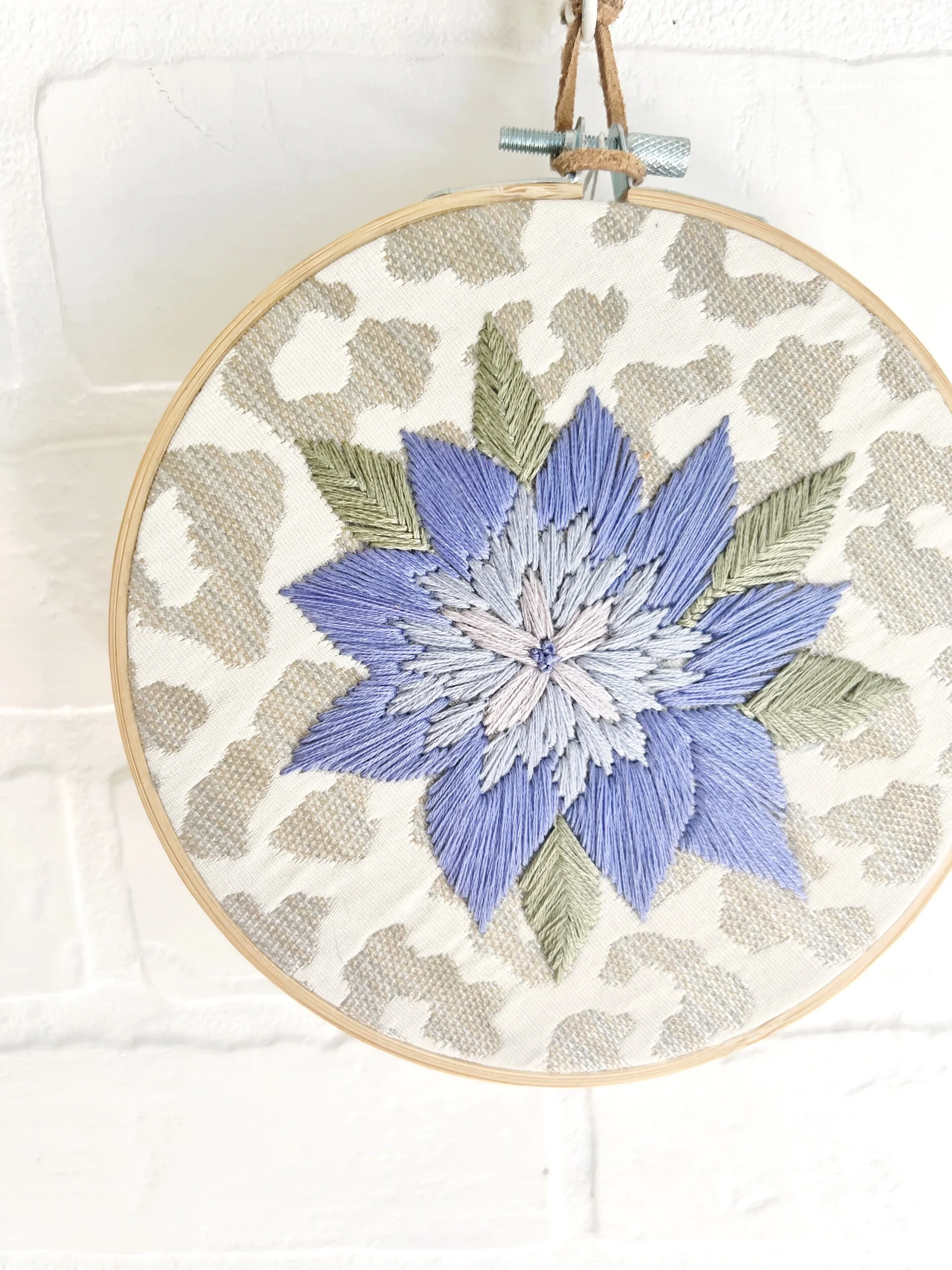 032E8CC6-BF7E-45A6-91A0-80FF42FE2FEF