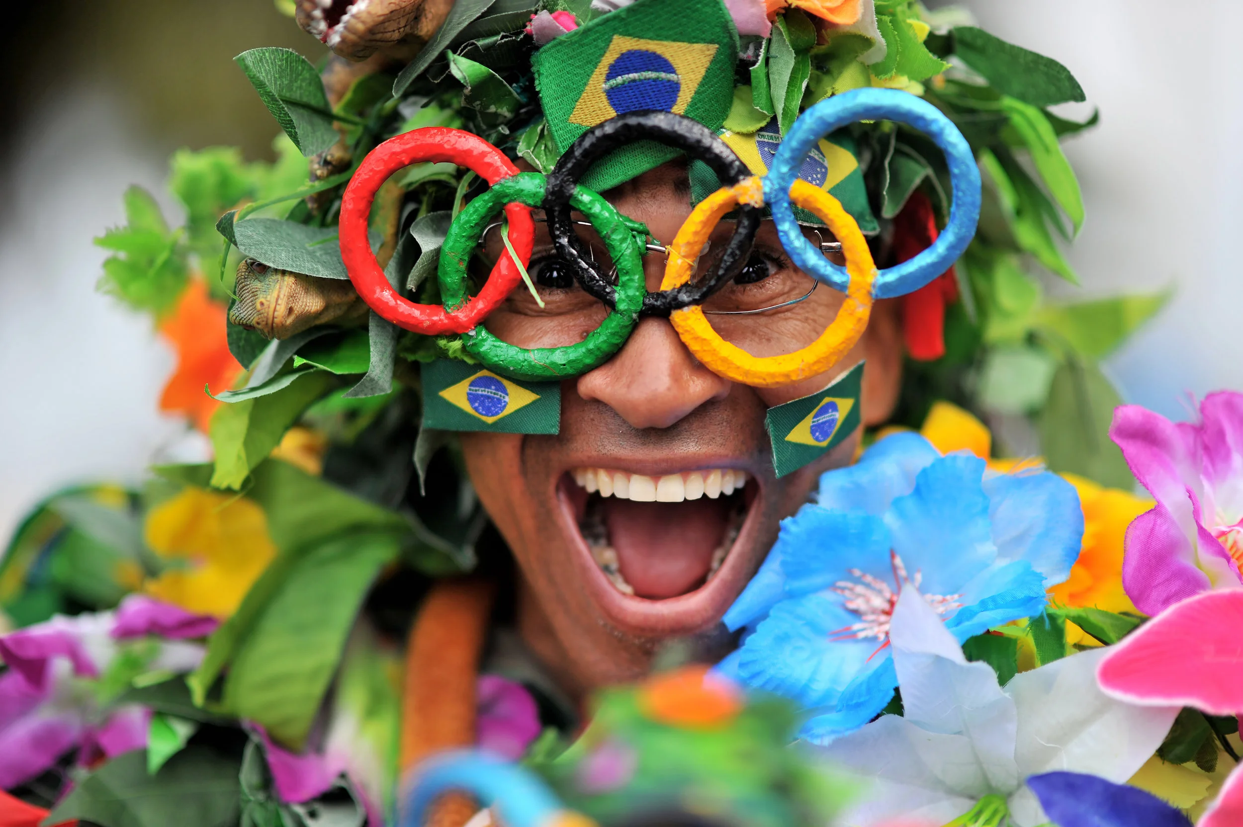 José Geraldo Da Silva celebrates his Olympic spirit at Copacabana Beach in Rio de Janeiro, Brazil, on August 7, 2016. (Sarah Stier | Ball State at the Games)