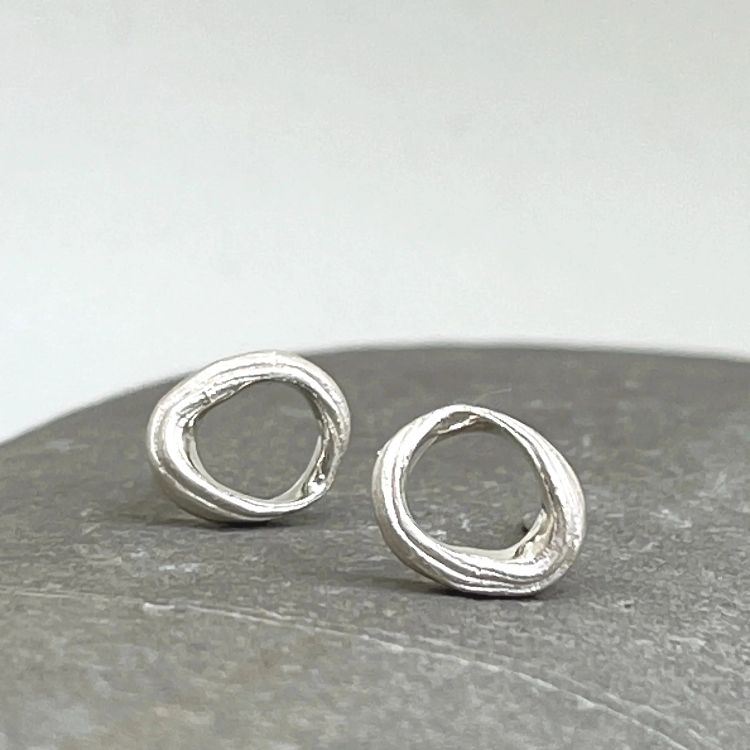 Silver Mitsuro Hikime Whirlpool Earrings
