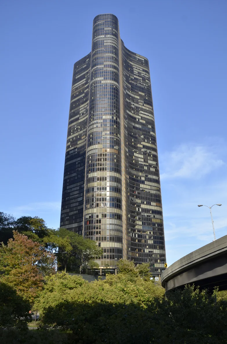 505 LakeShore 210.JPG