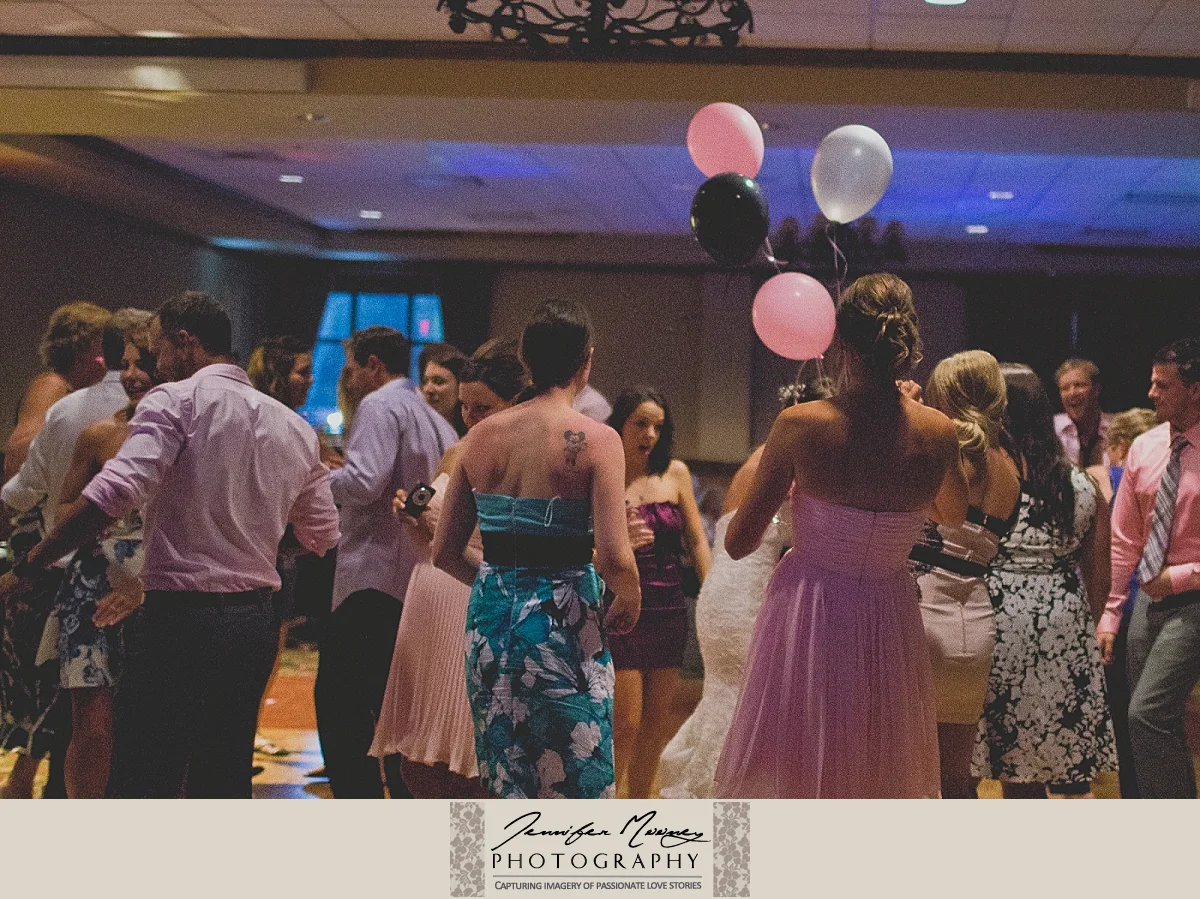Jennifer_Mooney_Photo_whitefish_lodge_wedding_occhialini_00161-1.jpg