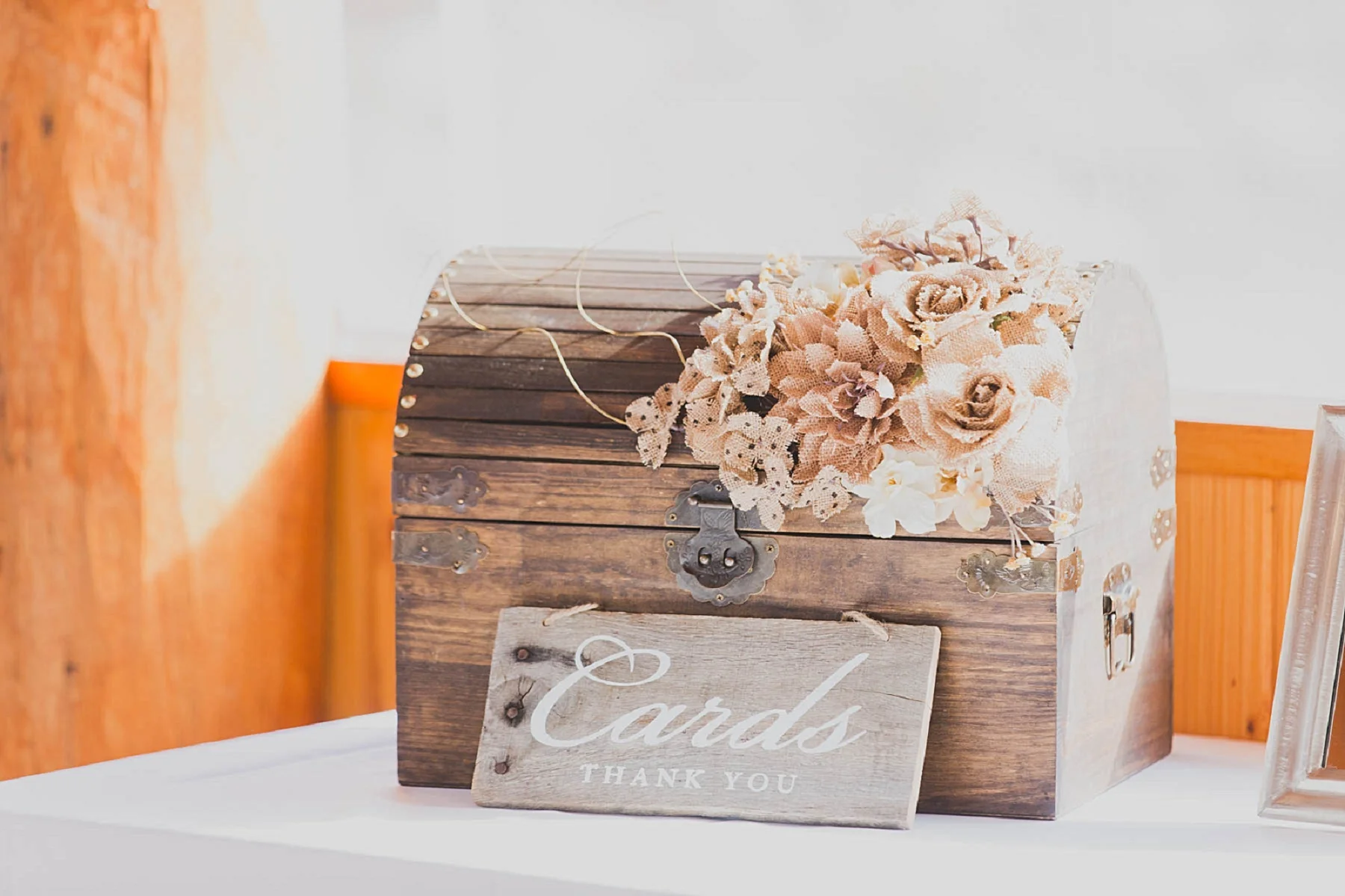 Jennifer_Mooney_photo_glacier_outdoor_center_wedding_montana_fall_elegant_rustic_romantic-74.jpg