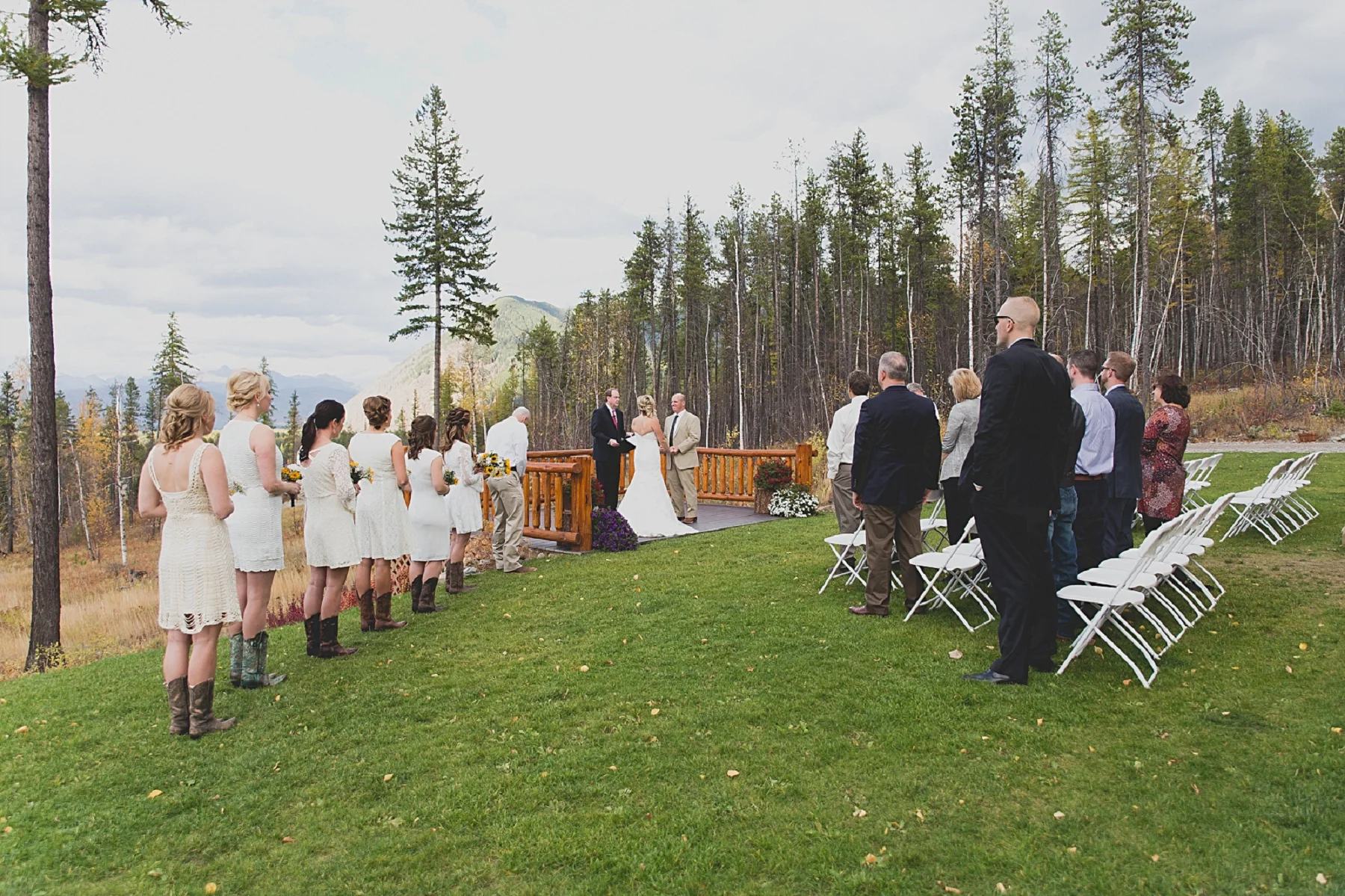 Jennifer_Mooney_photo_glacier_outdoor_center_wedding_montana_fall_elegant_rustic_romantic-81.jpg