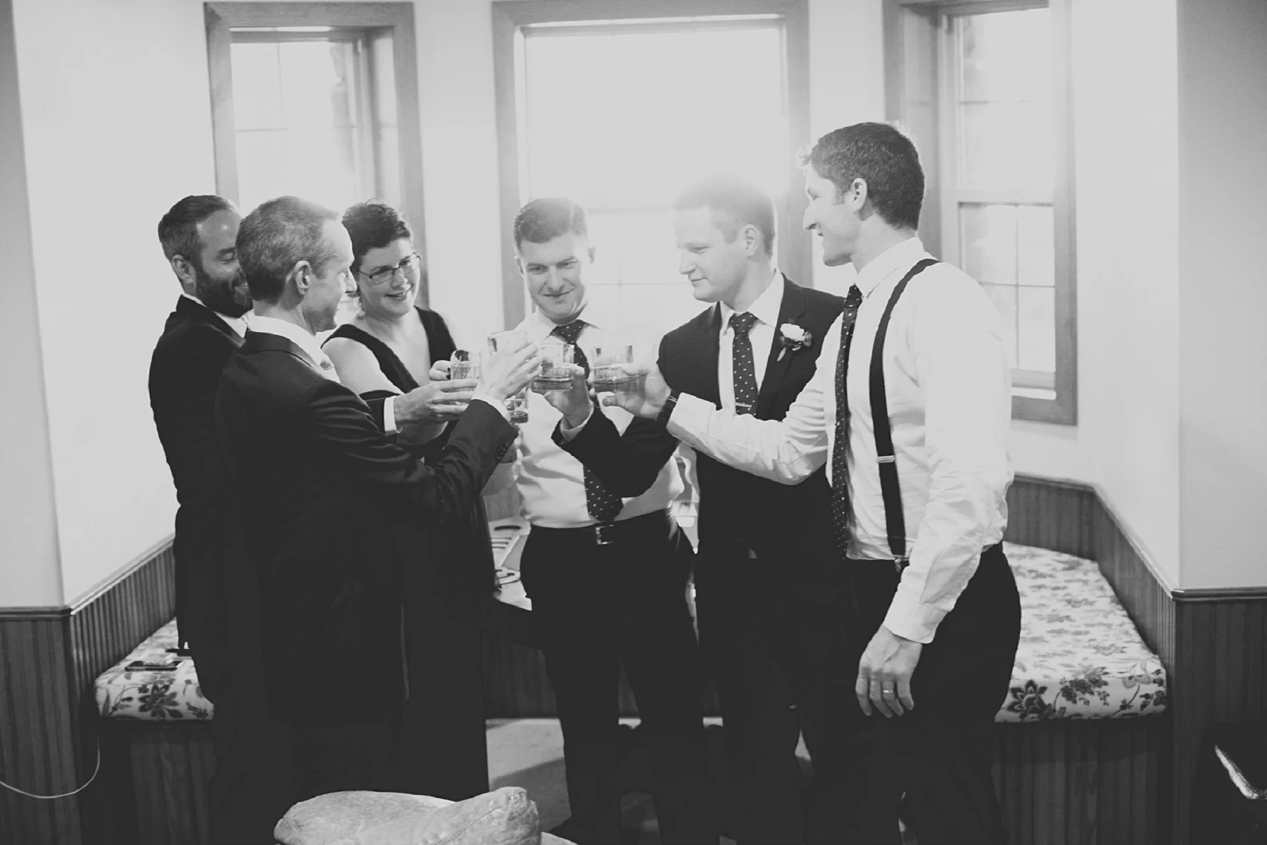 Jennifer_Mooney_Photo_Maggie_Ryan_Glacier_Mountain_Lodge_Spring_Wedding_Intimate_Elegance_Montana_00035.jpg