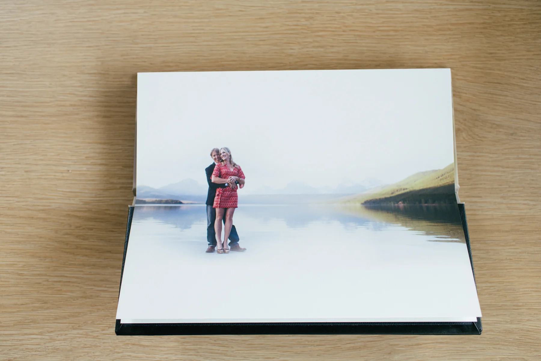 Jennifer_Mooney_Photo_Engagement_Guestbook_00013.jpg