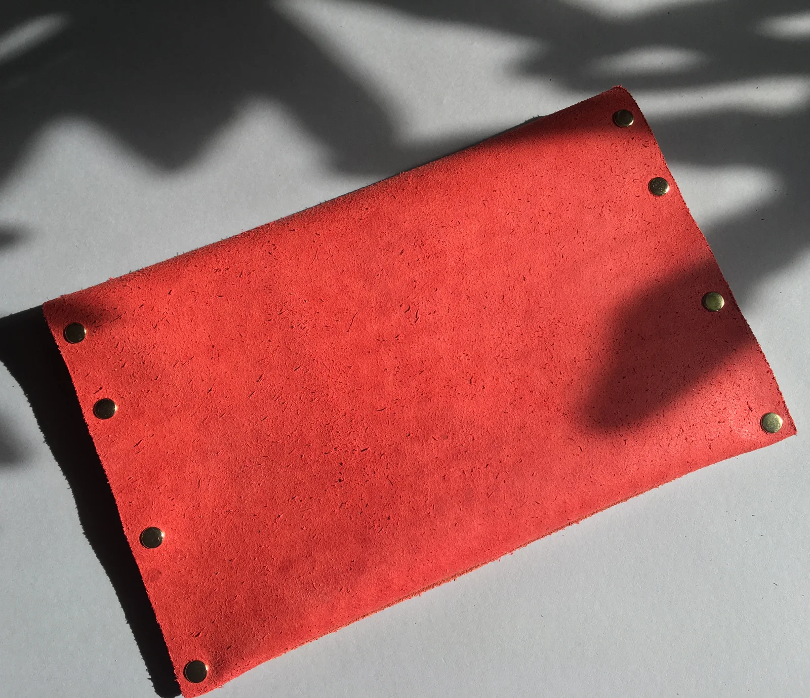 red-crudo-wallet-back.jpg