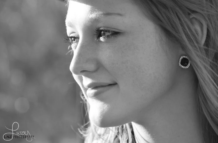 AriannaCloseUpBW.jpg