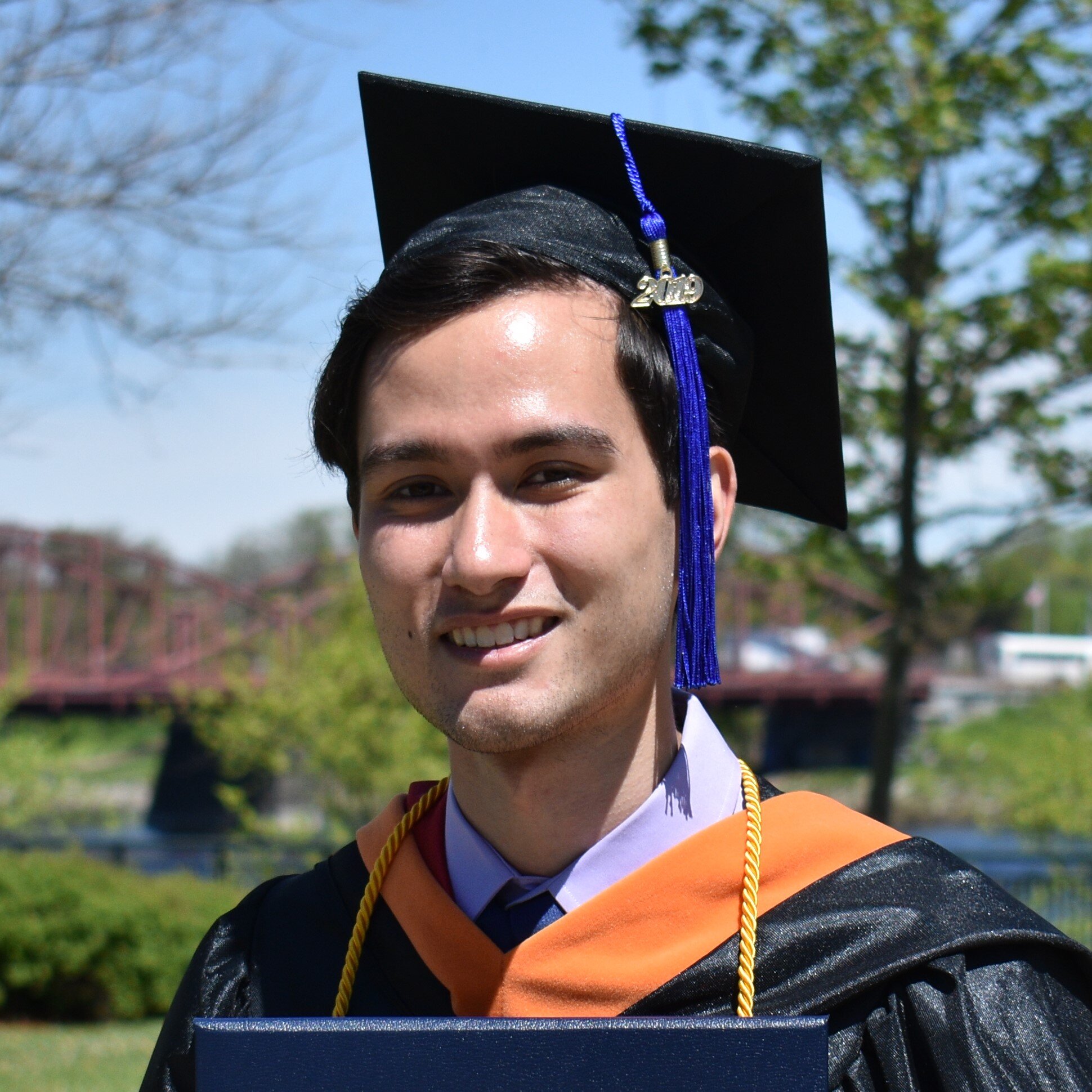 Szetong deCleir Research Topic: Characterization and Formulation of Thermally Conducting Elastomers