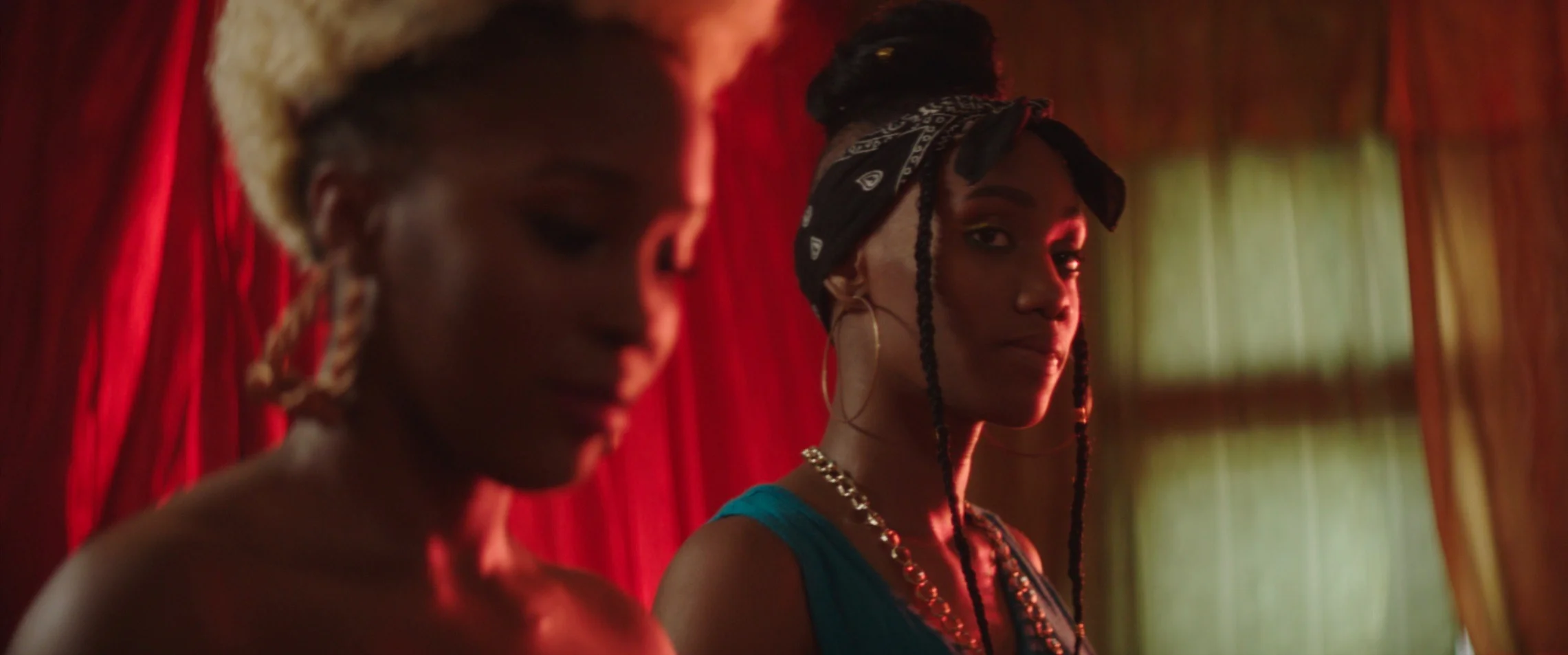 A scene from She Paradise.